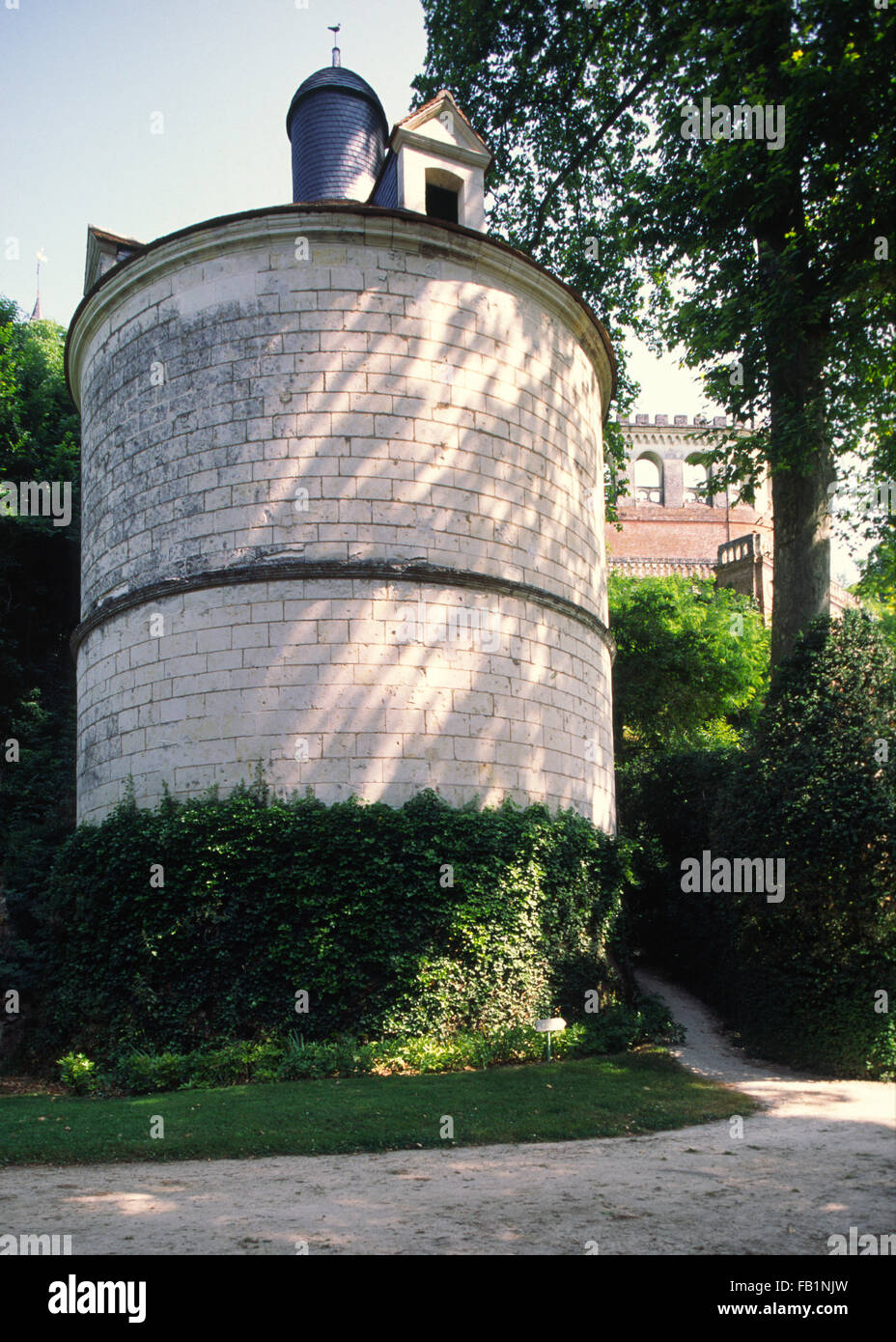 Pigeonnier al Chateau de Poncé-sur-le-Loir, Sarthe, Francia Foto Stock