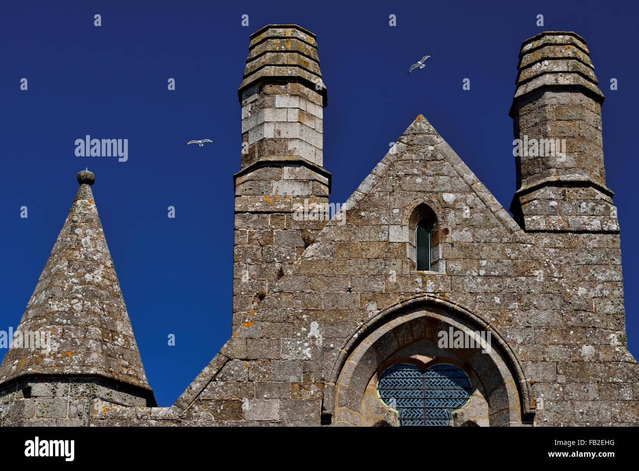 Francia: Tetto alto dettaglio della chiesa dell'Abbazia di Mont Saint Michel Foto Stock