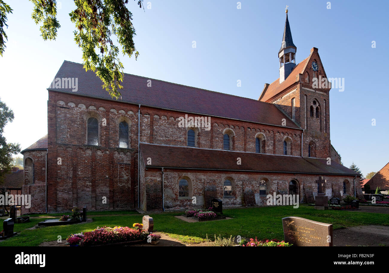 Beuster in der Altmark, Dorfkirche, San Nikolaus-Kirche Foto Stock