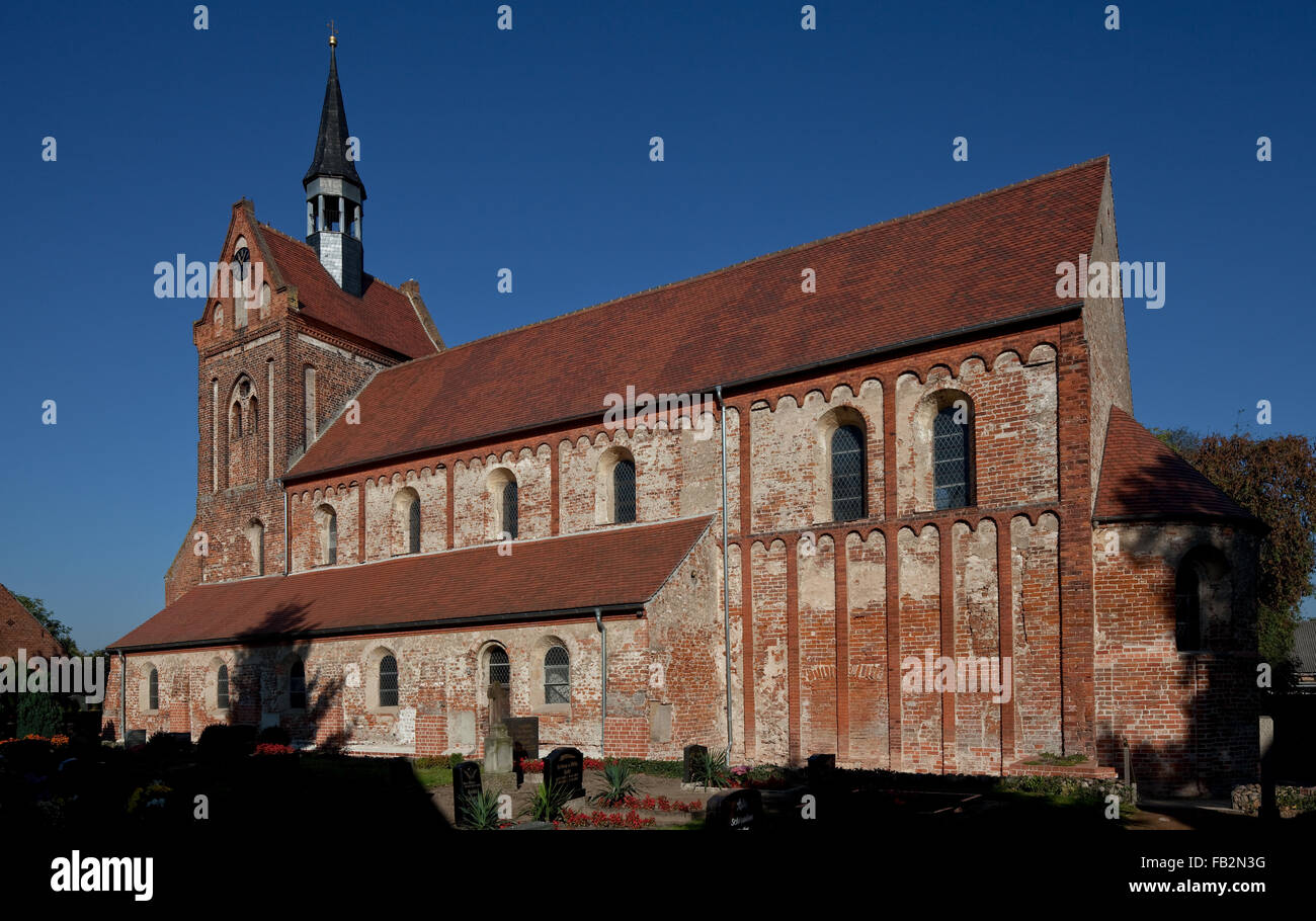 Beuster in der Altmark, Dorfkirche, San Nikolaus-Kirche Foto Stock