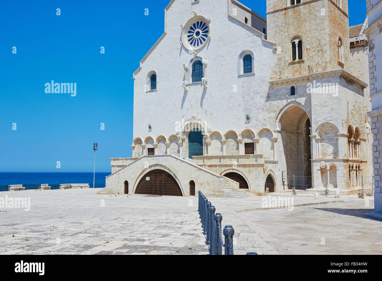 Romanica del XII secolo Cattedrale di Trani, (Cattedrale di San Nicola Pellegrino), Trani, Puglia, Italia Foto Stock