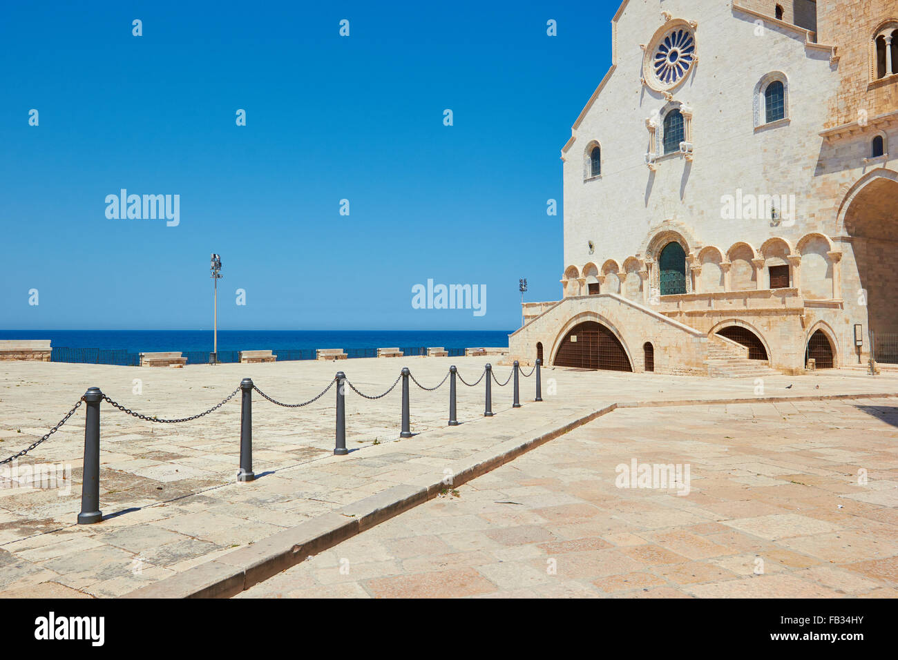 Romanica del XII secolo Cattedrale di Trani, (Cattedrale di San Nicola Pellegrino), Trani, Puglia, Italia Foto Stock