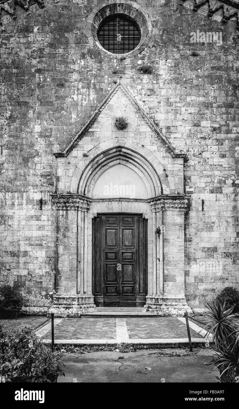 Vintage chiesa Toscana a Montepulciano città, Italia Foto Stock