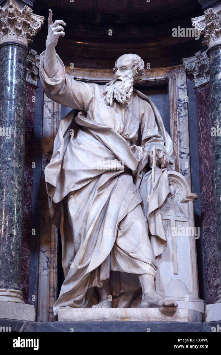 Statua di San Tommaso nella Basilica di San Giovanni in Laterano la chiesa in Roma (Italia). Foto Stock