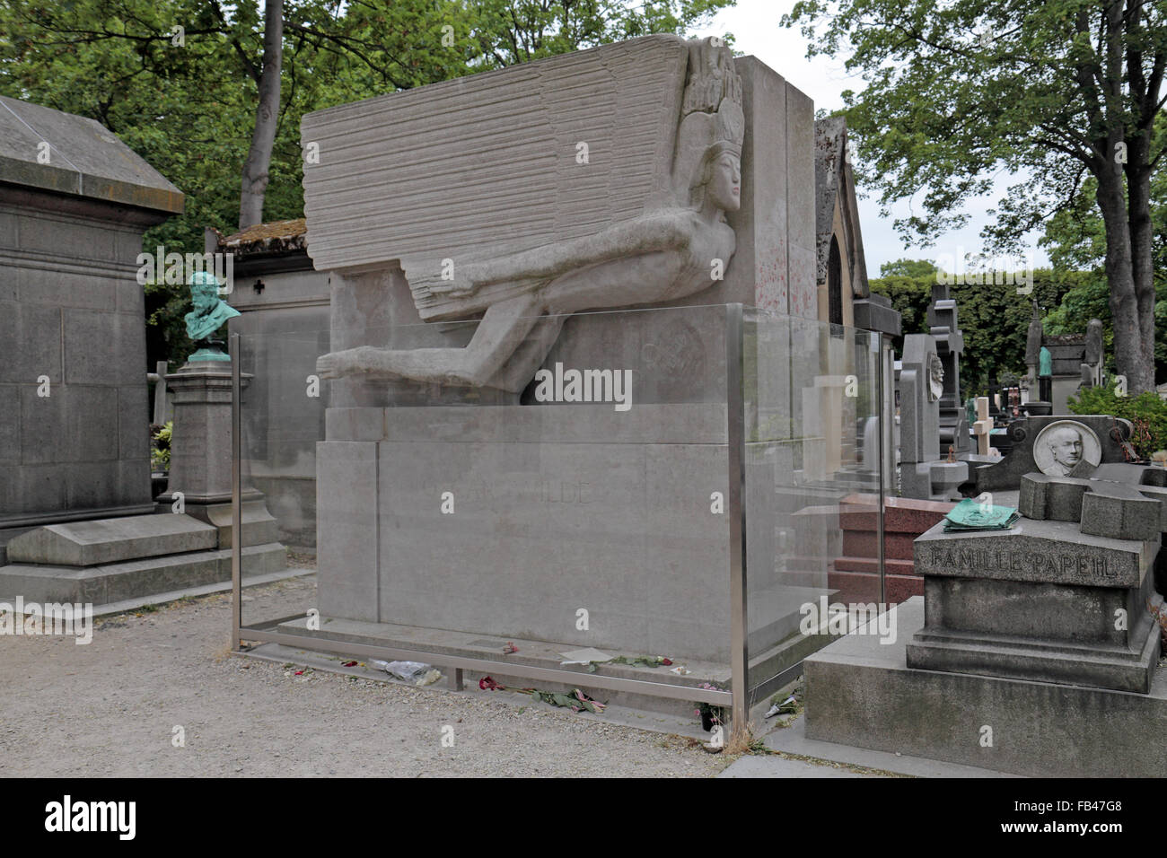Memoriale di oscar wilde immagini e fotografie stock ad alta risoluzione Alamy