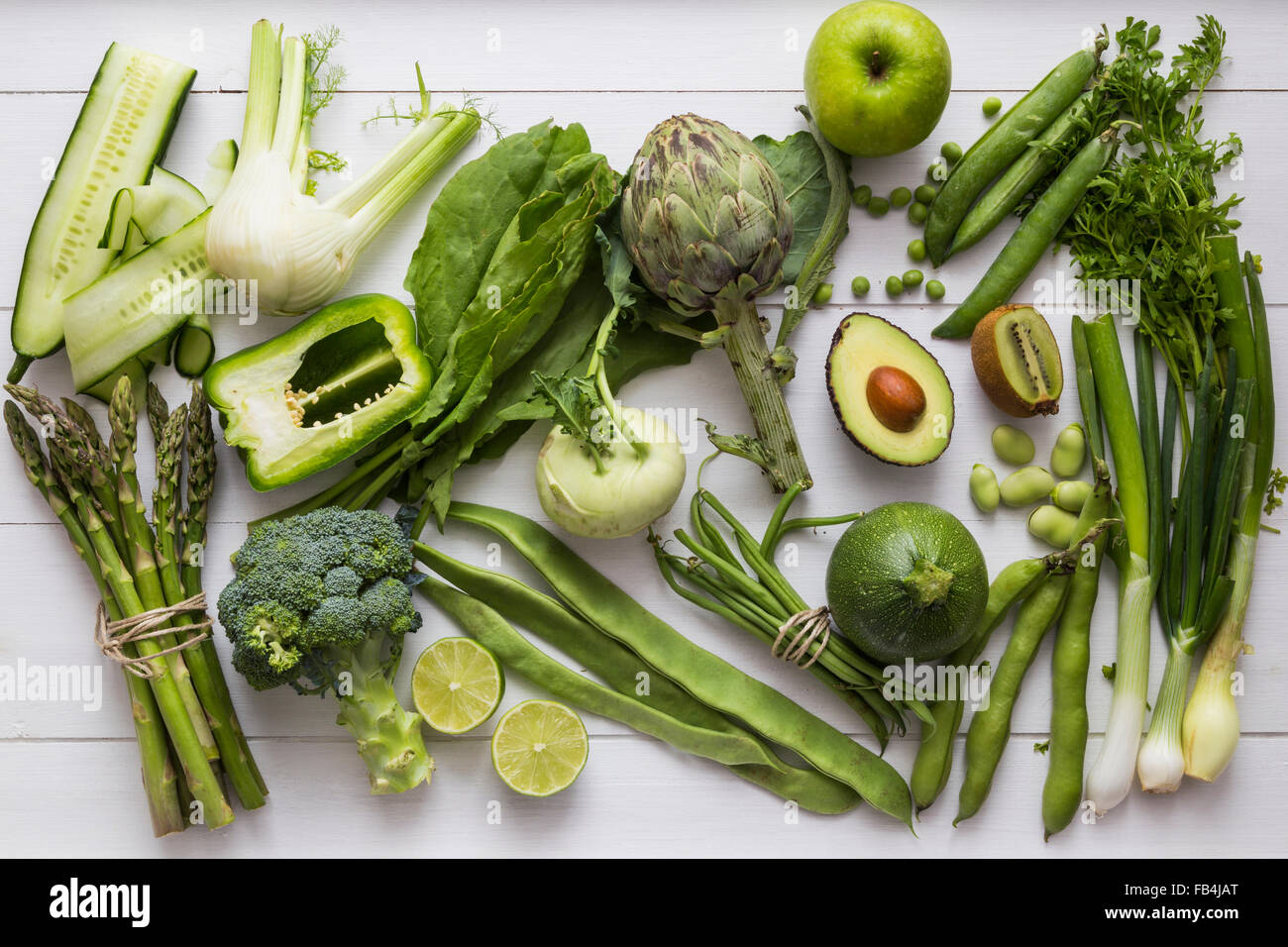 Raccolta di frutta verde e di ingredienti vegetali Foto Stock