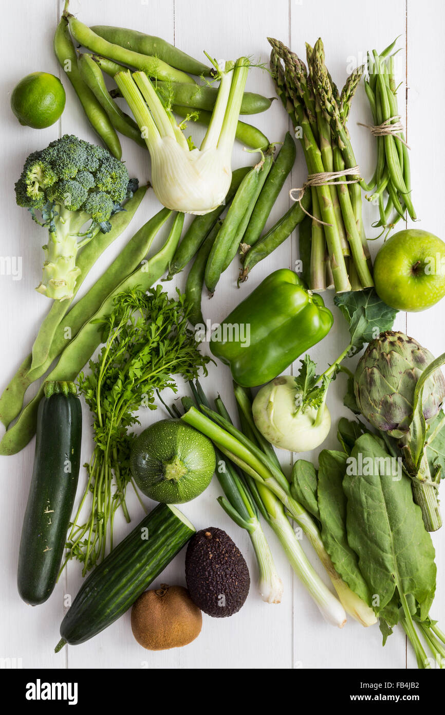 Frutta verde di un raccolta di vegetali Foto Stock