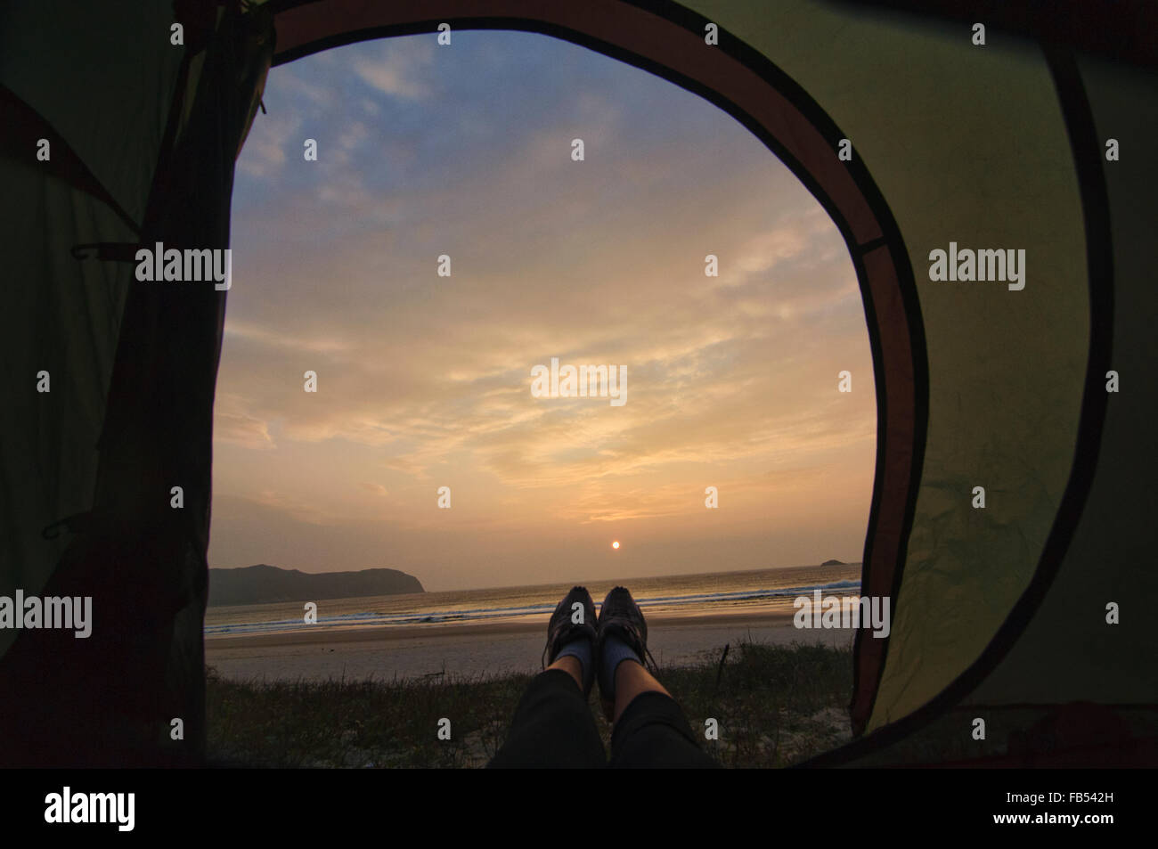 Alba sul Tai Wan lungo (Big Wave Bay beach, Sai Kung, Hong Kong Foto Stock