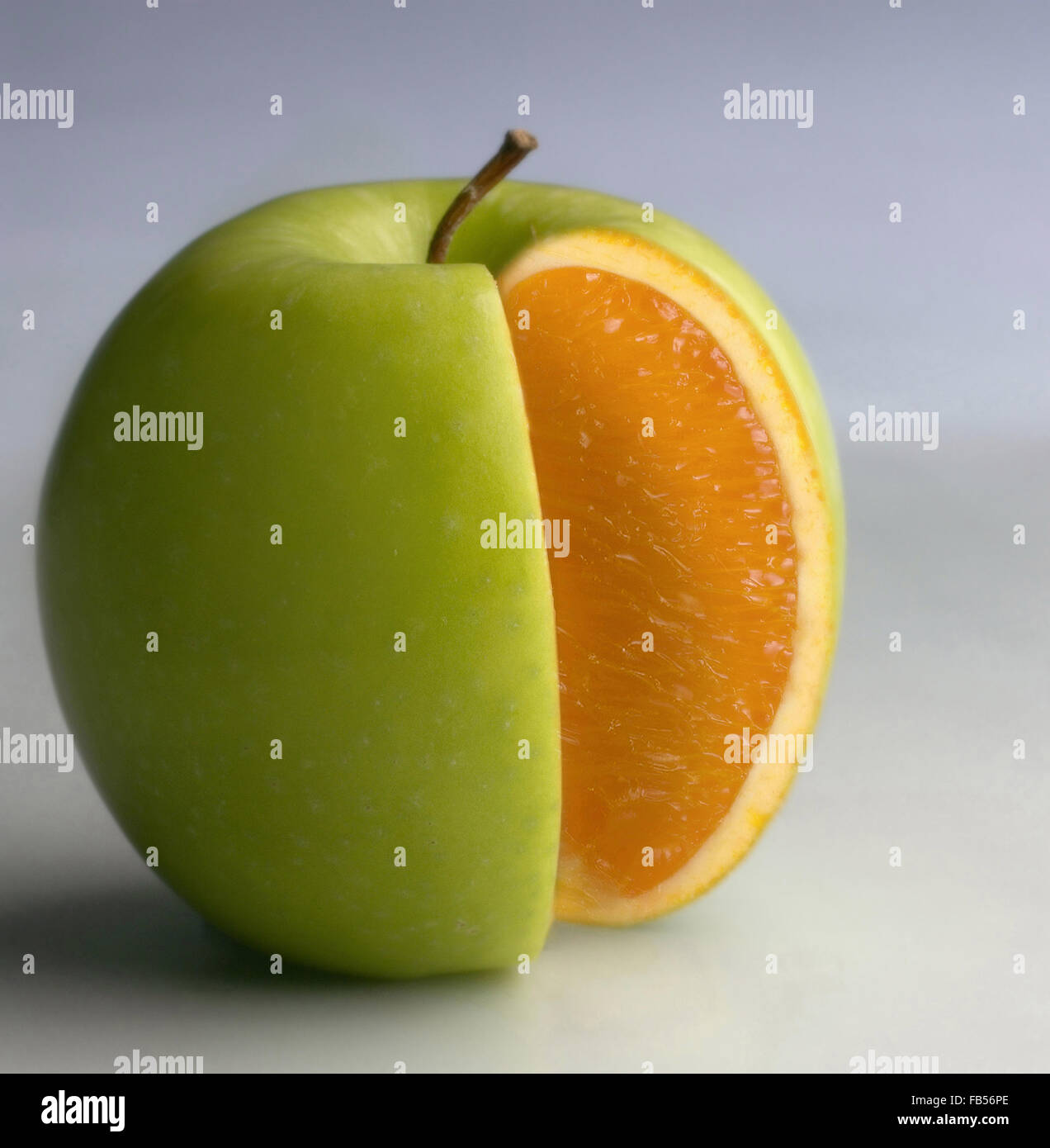 Apple con contenuto di colore arancione Foto Stock