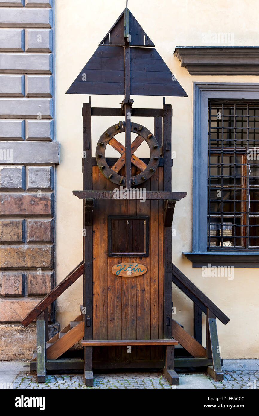 L'ingresso al museo regionale e una galleria di immagini nella città Jicin nella Repubblica Ceca Foto Stock