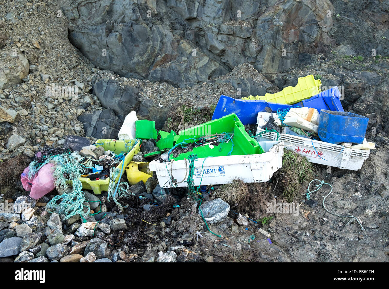 Lettiera che è stato raccolto su una spiaggia in Cornovaglia, England, Regno Unito Foto Stock