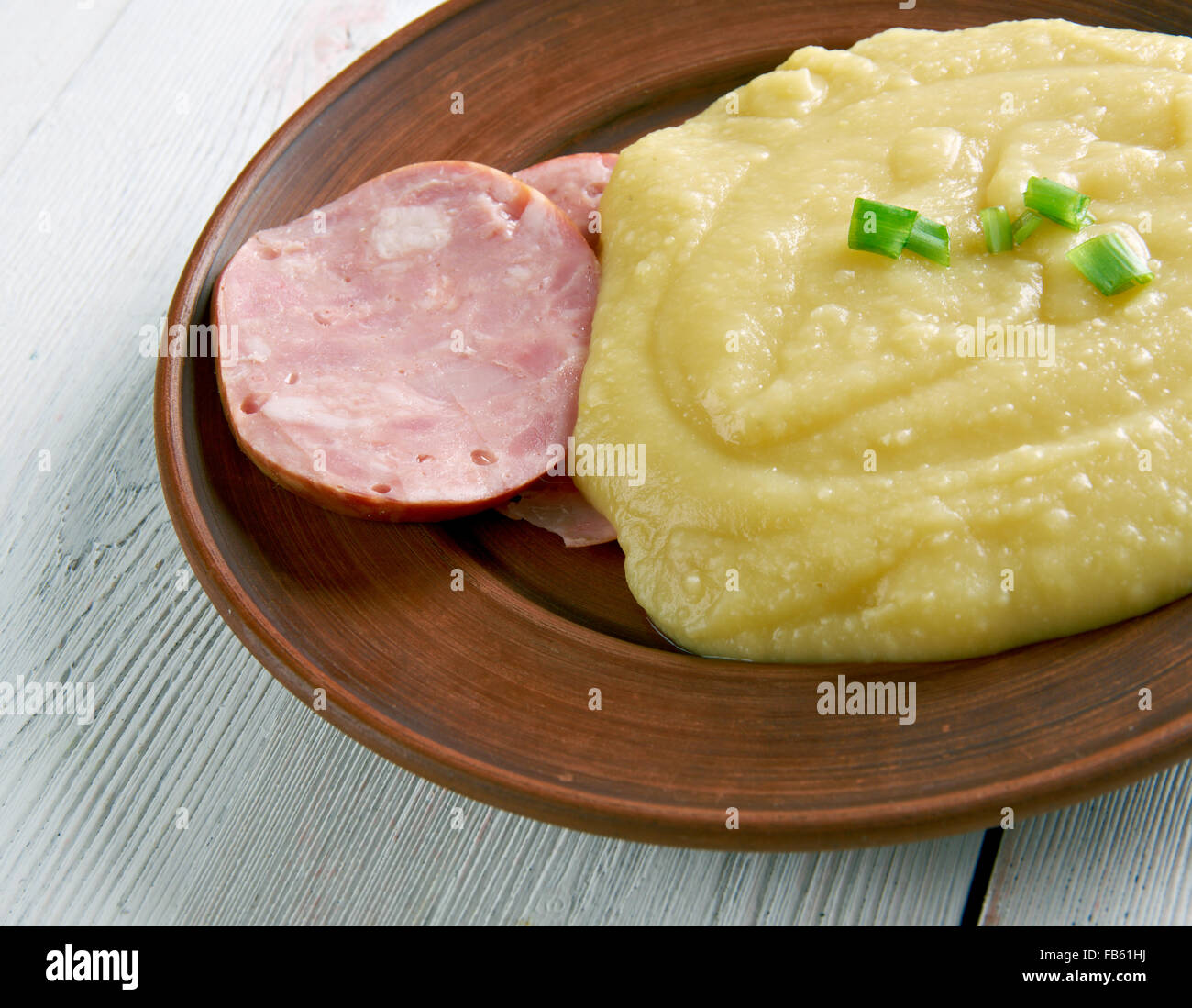 Pease pudding close up.Cucina Inglese Foto Stock