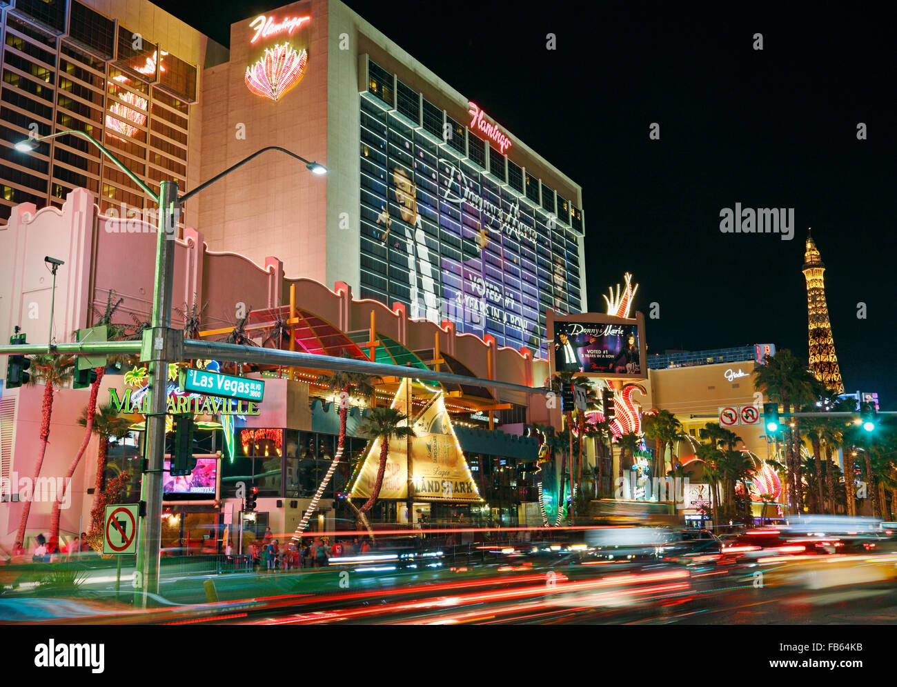 Flamingo Hotel e Casinò sulla Strip di Las Vegas Boulevard, a notte Foto Stock