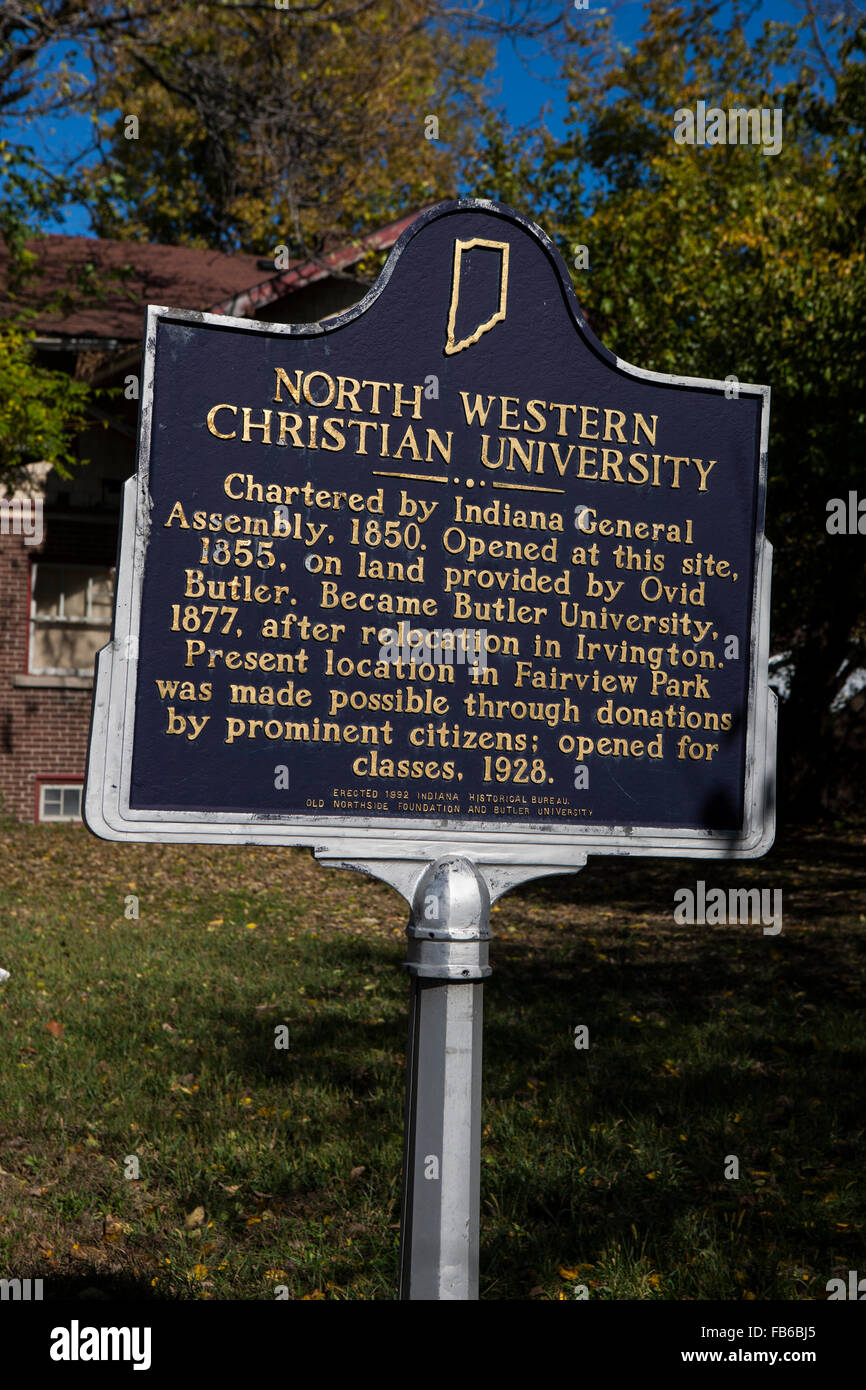 Nord Occidentale Università cristiana noleggiata da Indiana Assemblea Generale, 1850. Aperto a questo sito, 1855 su terra forniti da Ovidio Butler. Divenne Butler University, 1877, dopo il trasferimento in Irvington. Posizione attuale di Fairview Park è stato reso possibile grazie a donazioni di eminenti cittadini; aperto per le classi, 1928. Eretto 1992 Indiana Ufficio storico, Old Northside Foundation e Butler University Foto Stock