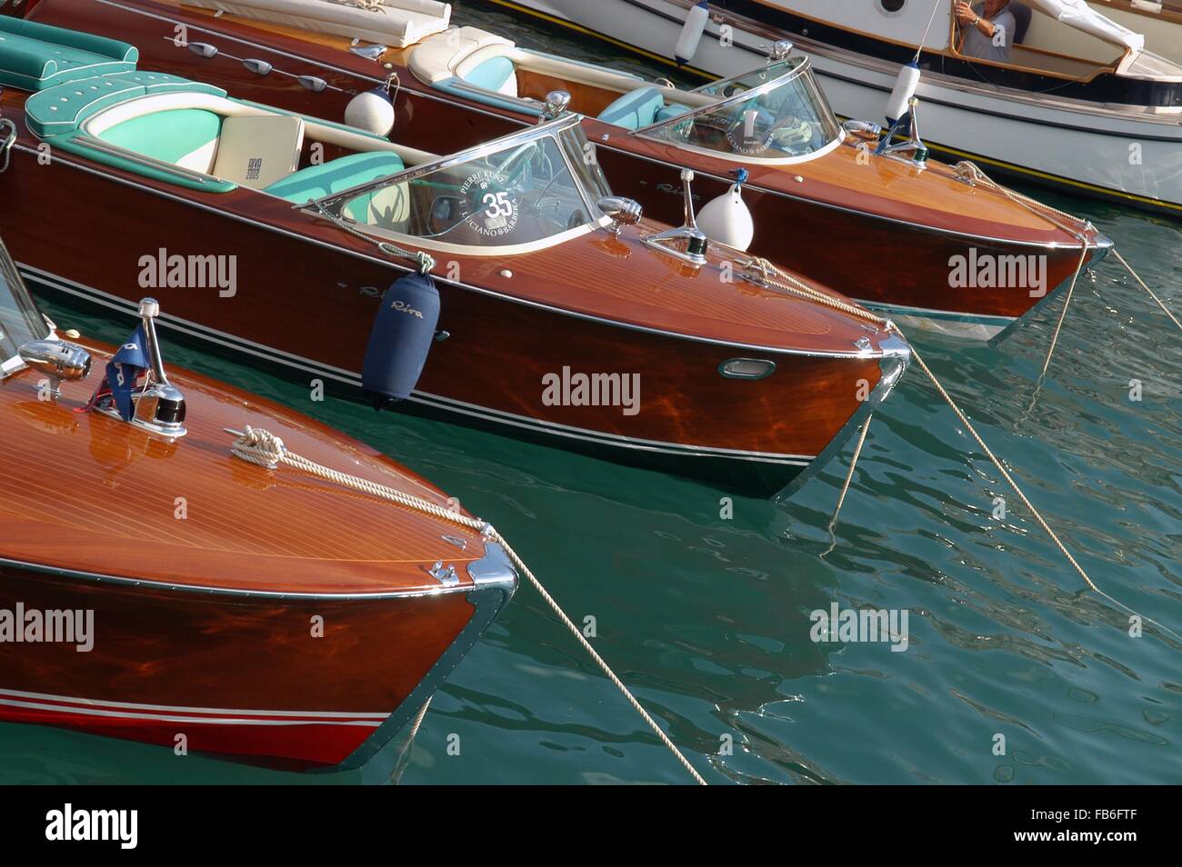 Imperia (Italia), la raccolta di imbarcazioni da diporto e yacht d ...