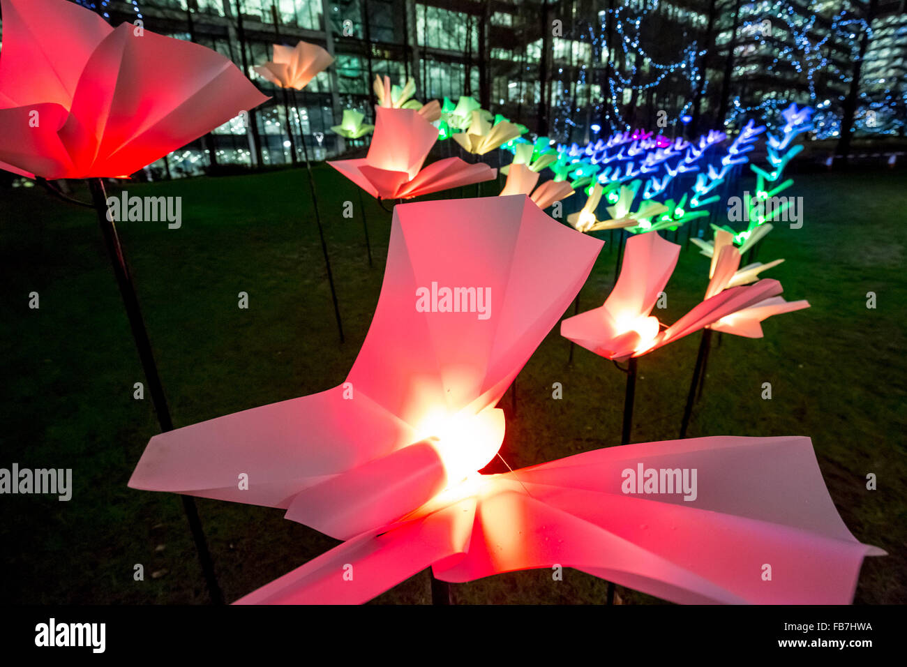 Londra, Regno Unito. 11 gennaio, 2016. Luci d'Inverno Festival 2016 a Canary Wharf Credito: Guy Corbishley/Alamy Live News Foto Stock