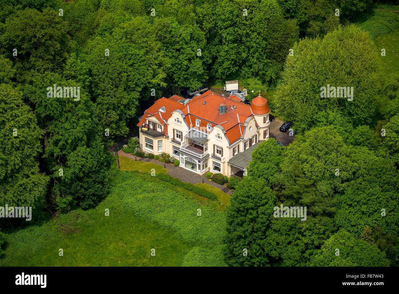 Vista aerea, Bayer Villa, disegni dell'architetto berlinese Heinrich Kayser e Karl von Großheim, l'asse centrale Foto Stock