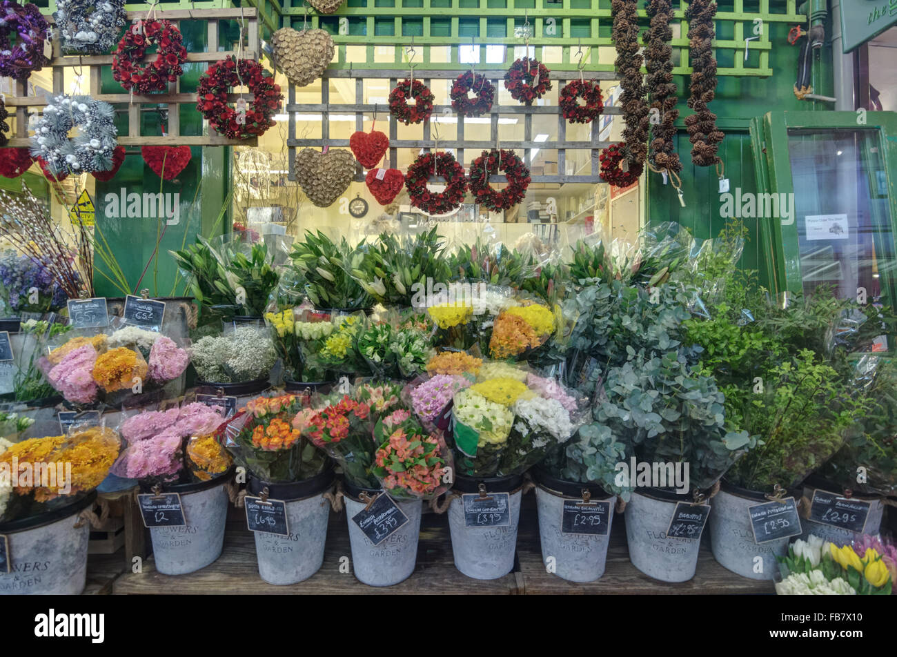 Oxford mercato coperto. Mercato storico, il mercato dei fiori Foto Stock