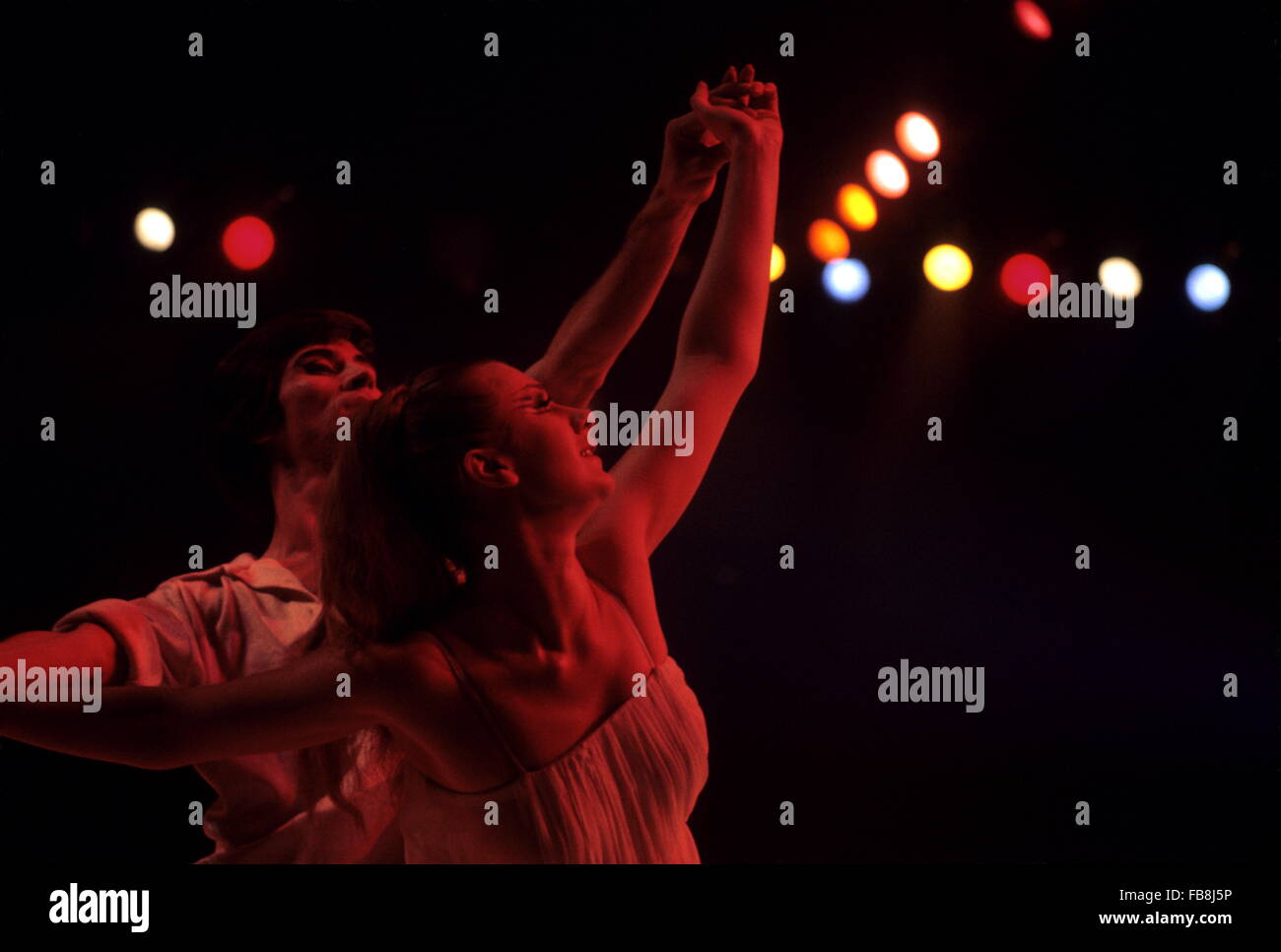 Maurice BEJART, "Romeo e Giulietta" balletto. - 1966 - Francia / Ile-de-France (Regione) / Paris - Maurice BEJART, "Romeo e Giulietta" balletto. - Maurice BEJART ; - Romeo e Giulietta ; - Philippe Gras / Le Pictorium Foto Stock