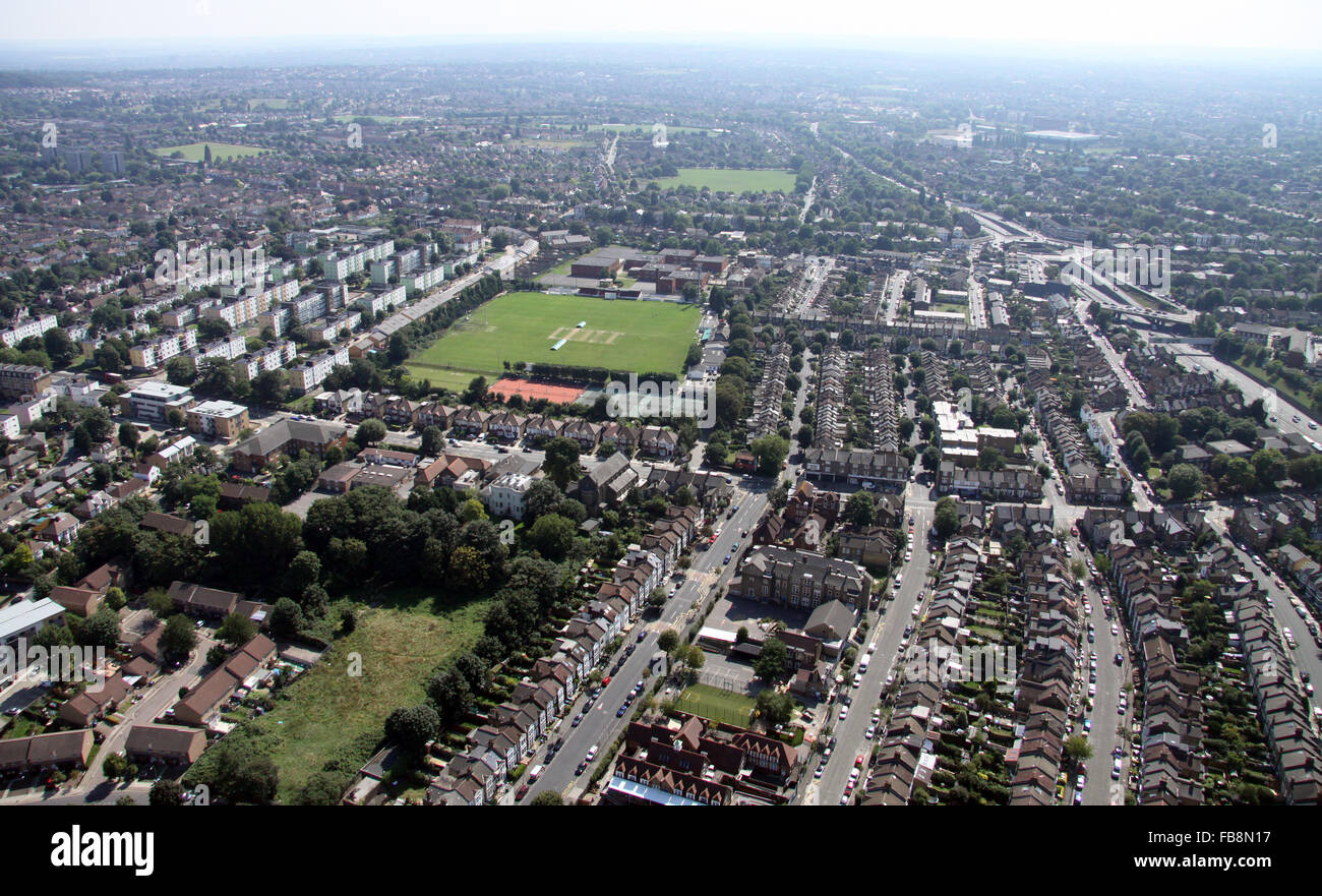 Vista aerea della Madonna della Grazia RC Scuola Primaria & Rectory Campo, Blackheath, London SE3, Regno Unito Foto Stock