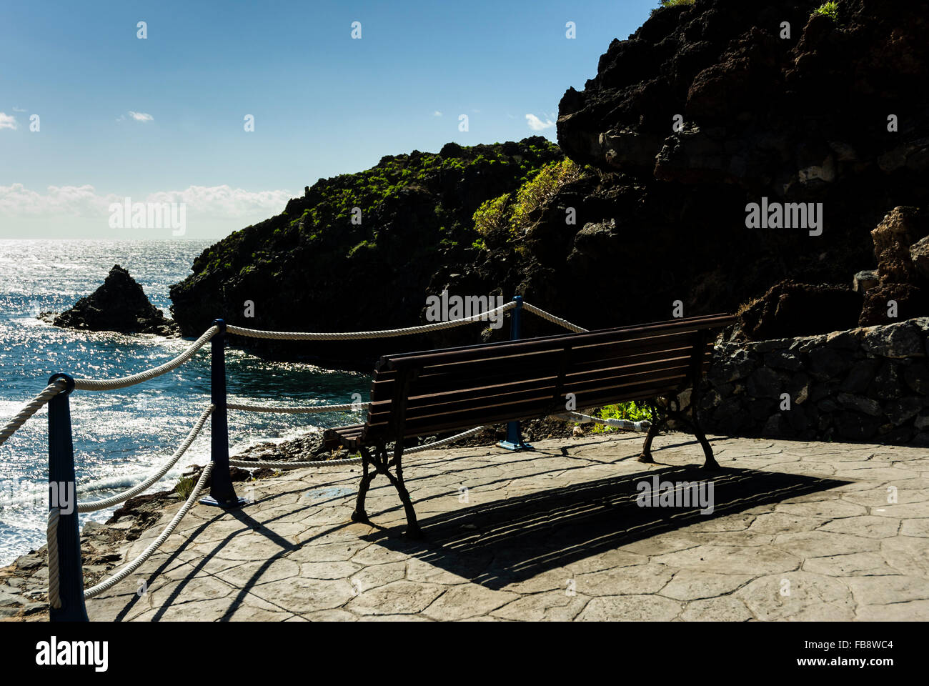 Sede vuota che si affaccia sul mare, Teneriffe l'Europa. Foto Stock