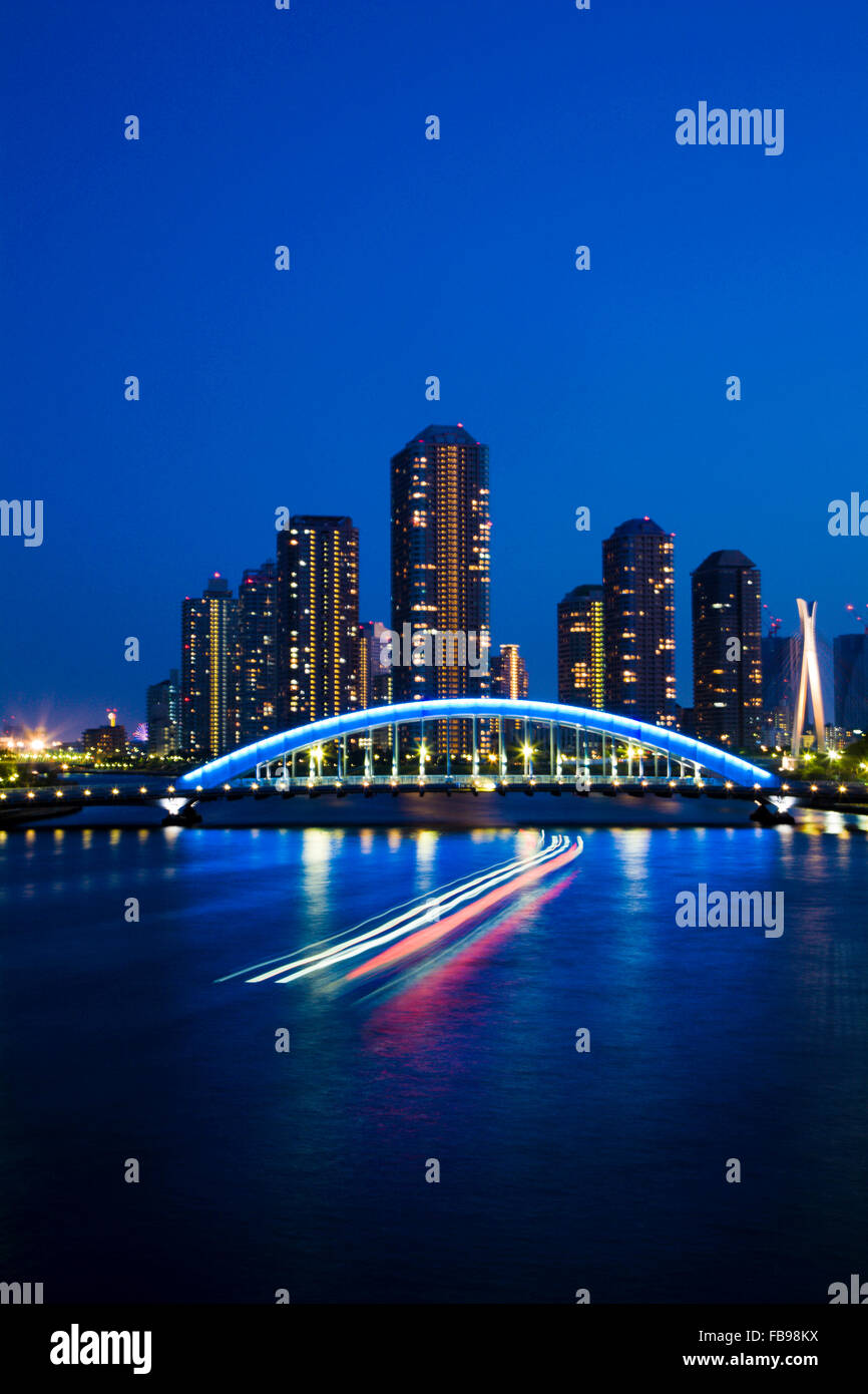 Ponte Eitai di notte, Tokyo, Giappone Foto Stock