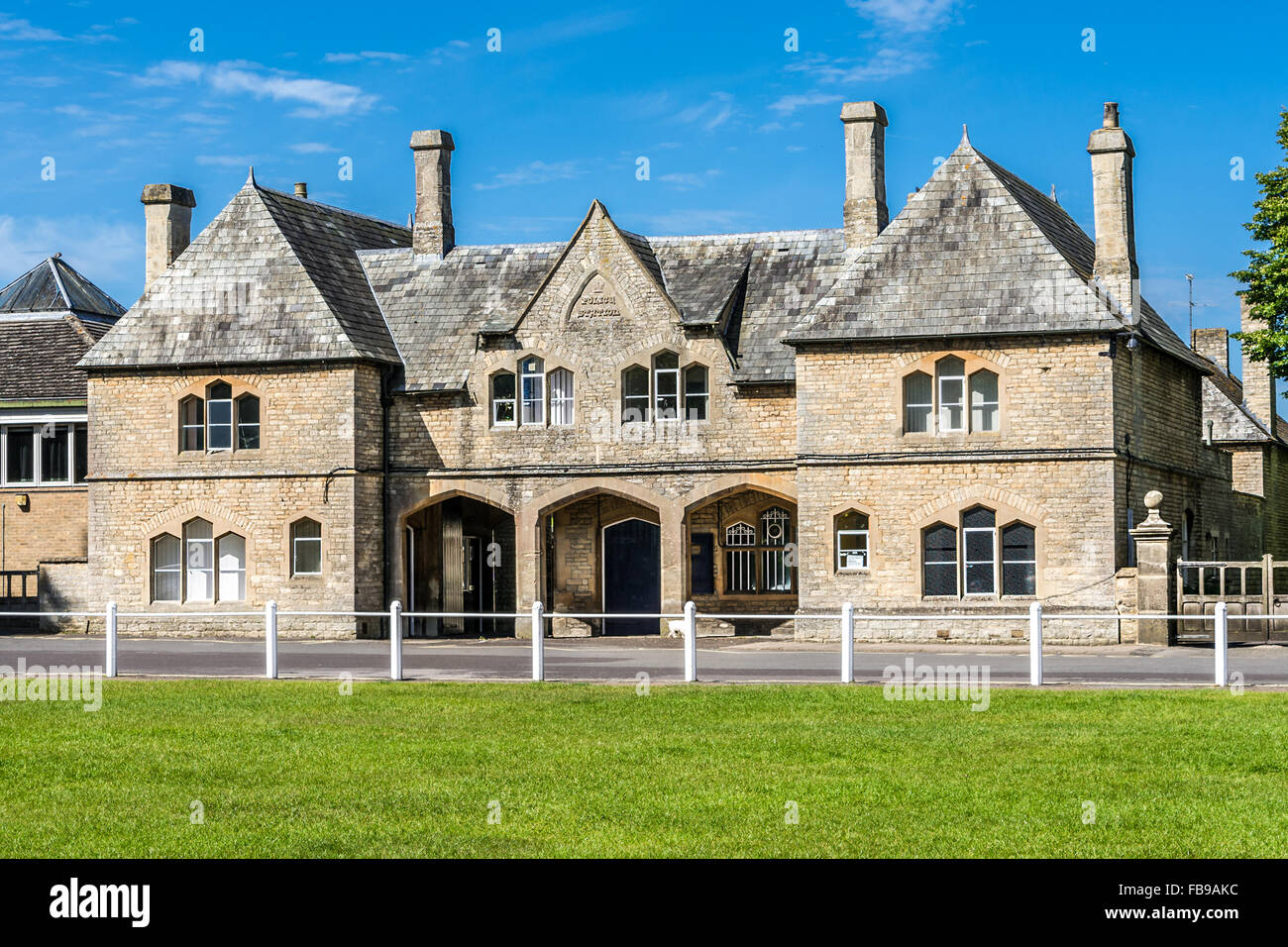 Incantevole vecchio cotswold stone house a Witney,Oxfordshire, England, Regno Unito Foto Stock