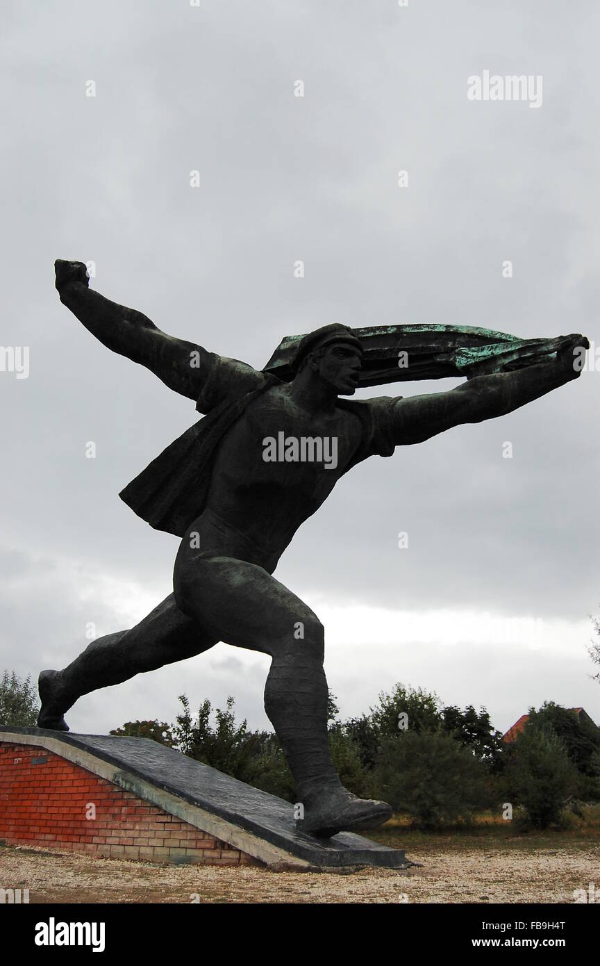 Repubblica dei Consigli monumento, una statua comunista al Memento Park, Budapest, Ungheria Foto Stock