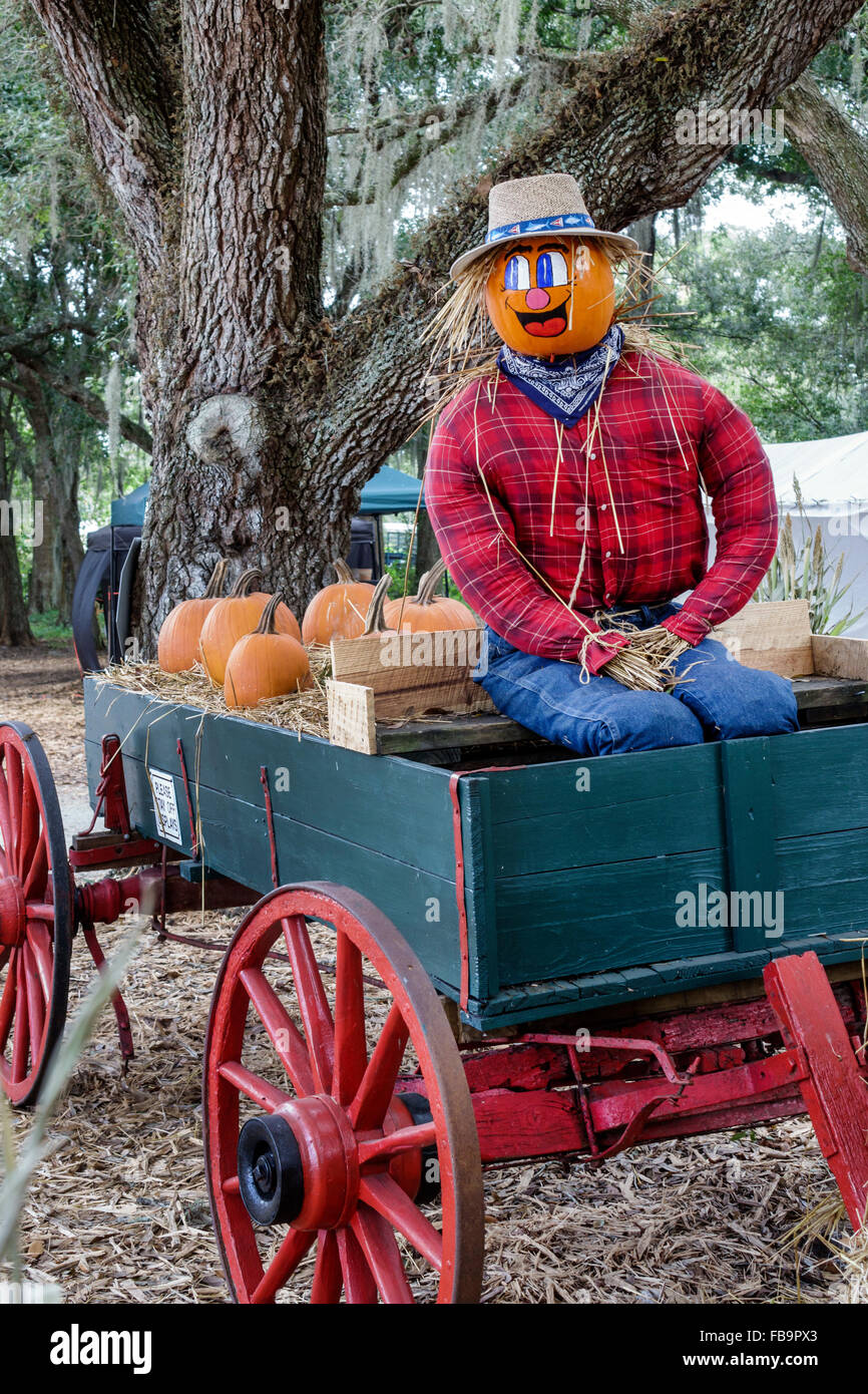 Bradenton Florida,Hunsader Farms,autunno,autunno,patrimonio agricolo,nostalgia nostalgico retrò,umorismo,umorismo,vendita prodotti display,Halloween, Foto Stock