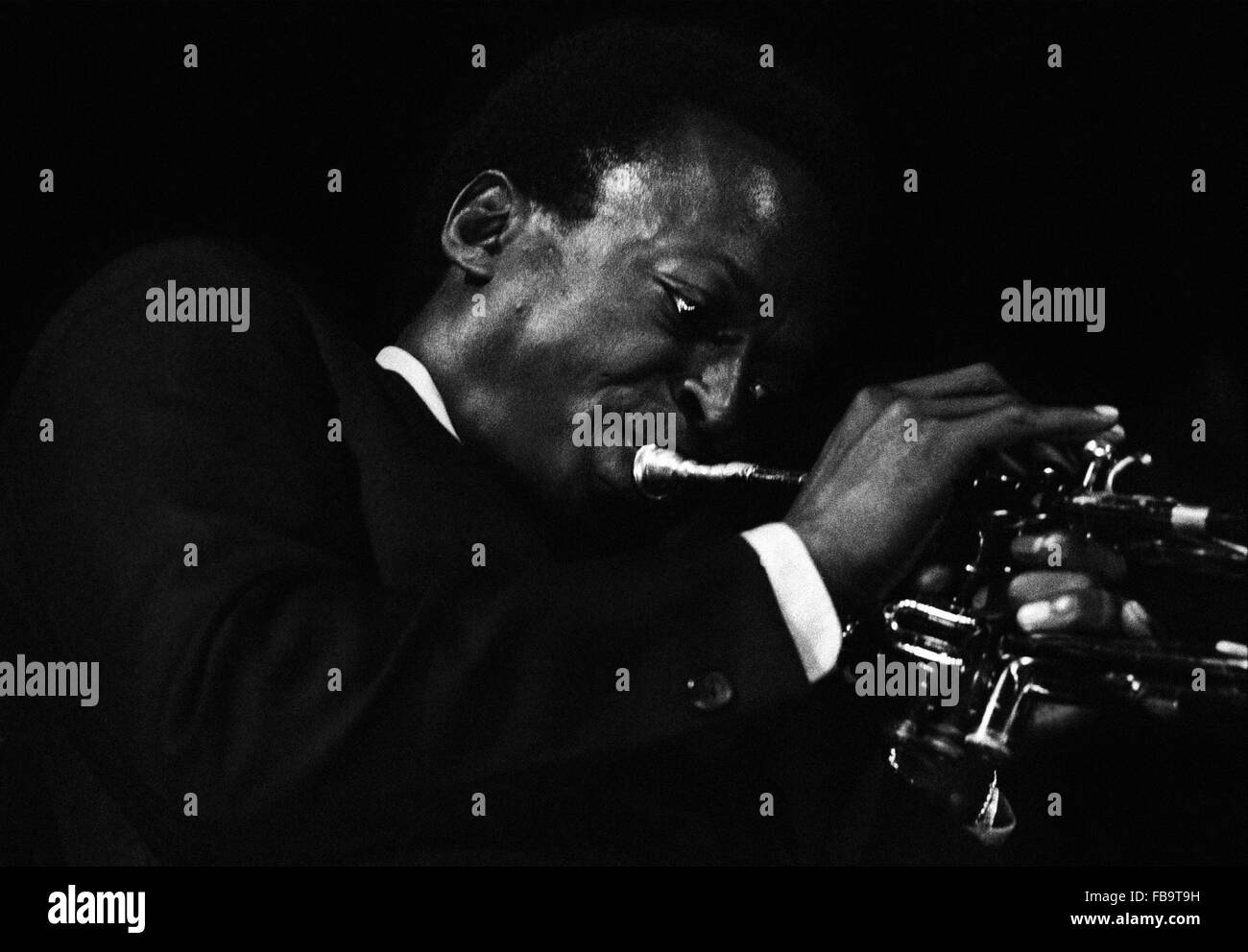 Miles Davis - 03/11/1969 - Francia / Ile-de-France (regione) - Miles Davis - Miles Davis ; - Paris Jazz Festival ; - Novembre 1969, 3° ; - Credito : ; - Philippe Gras / Le Pictorium Foto Stock