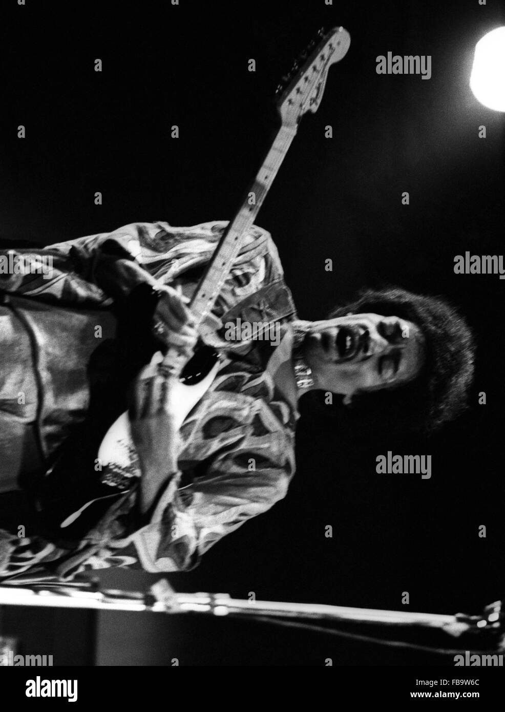 Jimi Hendrix on-stage. - - Di Jimi Hendrix sul palco. - Jimi Hendrix - Philippe Gras / Le Pictorium Foto Stock
