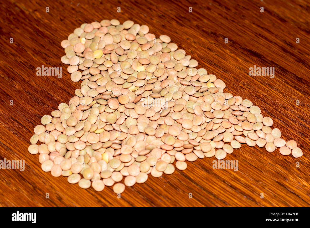 Lenticchie disposizione in forma di cuore Foto Stock