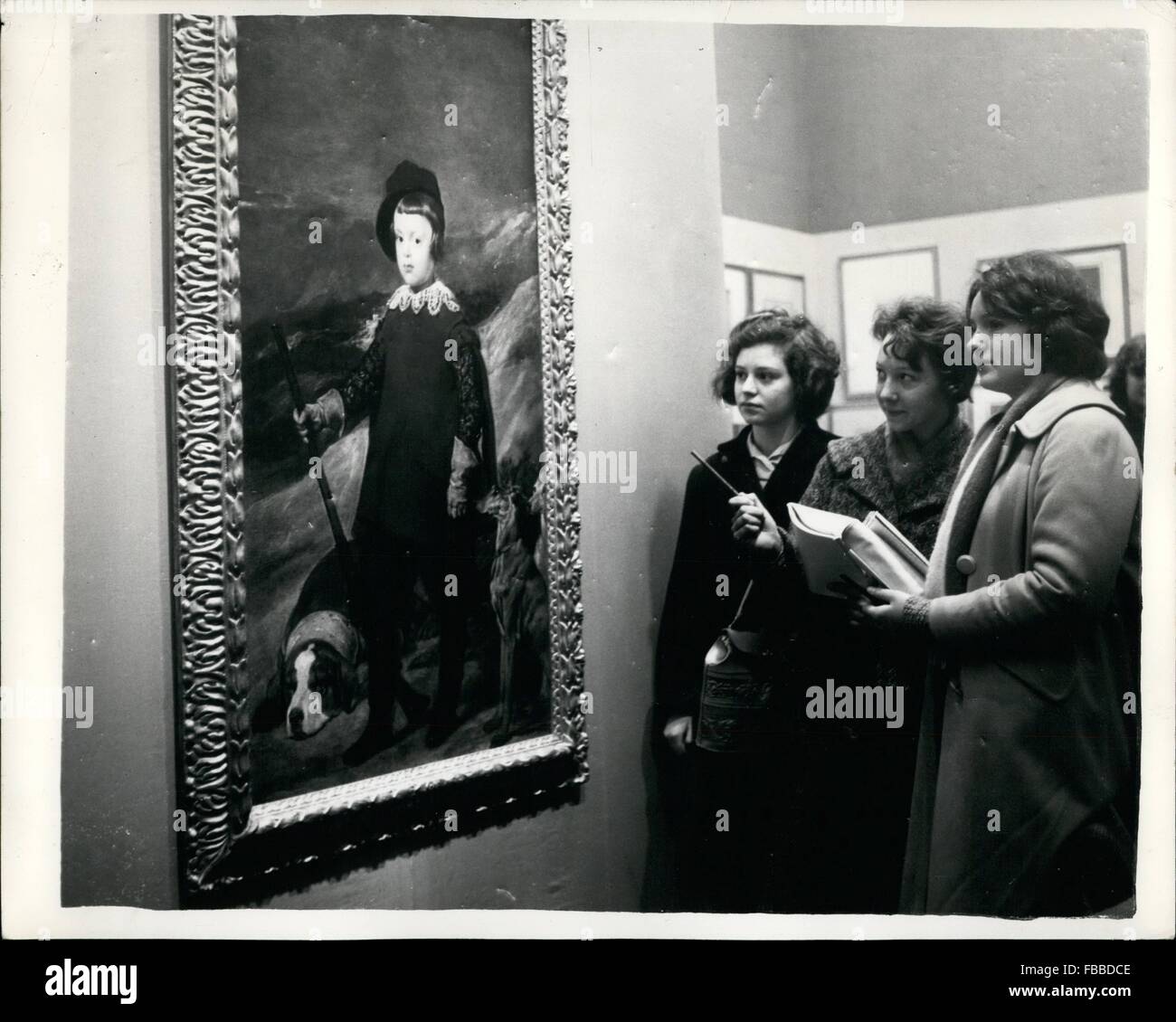 1965 - British rivendicazione originale Velasquez: Gli esperti sono giunti alla conclusione che il National Trust è ritratto di Don Balthasar Carlos, figlio di Filippo IV di Spagna, è un originale Velasquez. È suggerito che la versione del ritratto nel Museo del Prado di Madrid, è una copia di Goya. Il ritratto di trust ha appeso per 130 anni al Dokworth, il Suffolk sede del signore Bristol, e andò in mostra oggi stythe Courtauld Institute Galleries a Londra. La foto mostra tre primi visitatori alla galleria questa mattina visualizza il ritratto. Da sinistra a destra: Pat Flexer, 14, Helen Farrington, 14; e Gloria Harwood, 13, Foto Stock