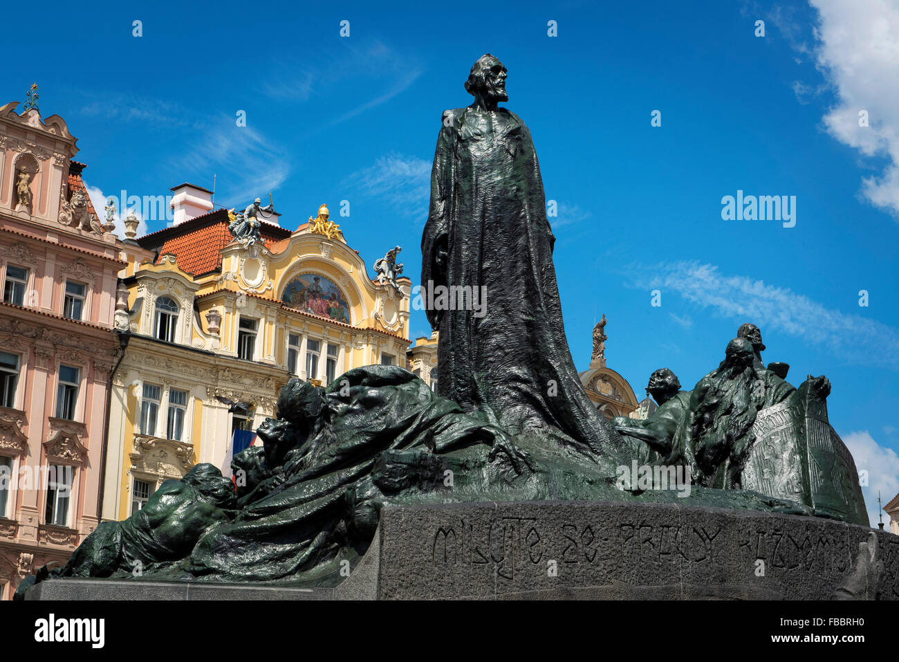 Jan Hus monumento, la Piazza della Città Vecchia di Praga, Repubblica Ceca, Ministertvo pro mistni rozvo, ministero dello sviluppo locale, Foto Stock