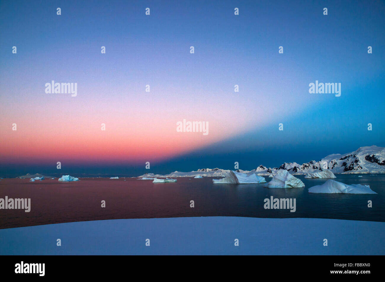 Gli ultimi raggi di sole, Penisola Antartica Foto Stock