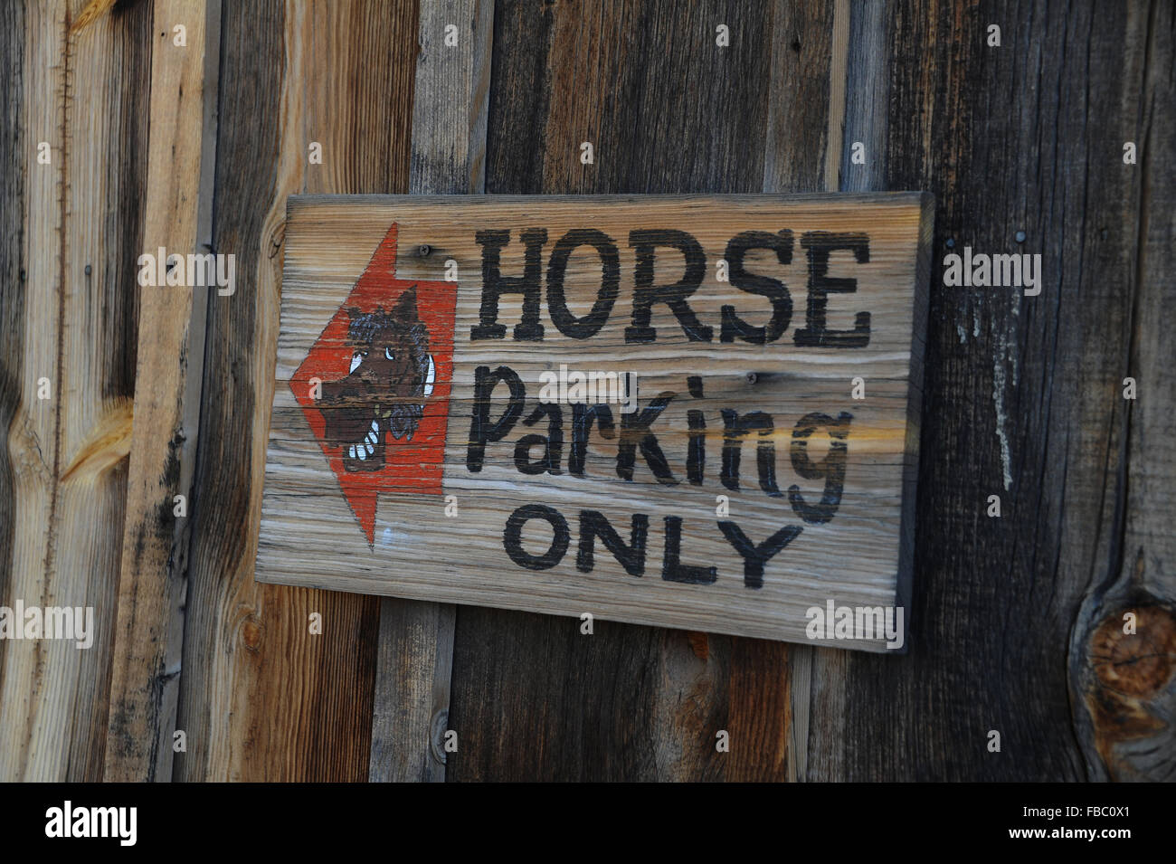 Umoristico Cavallo di legno simbolo di parcheggio Foto Stock