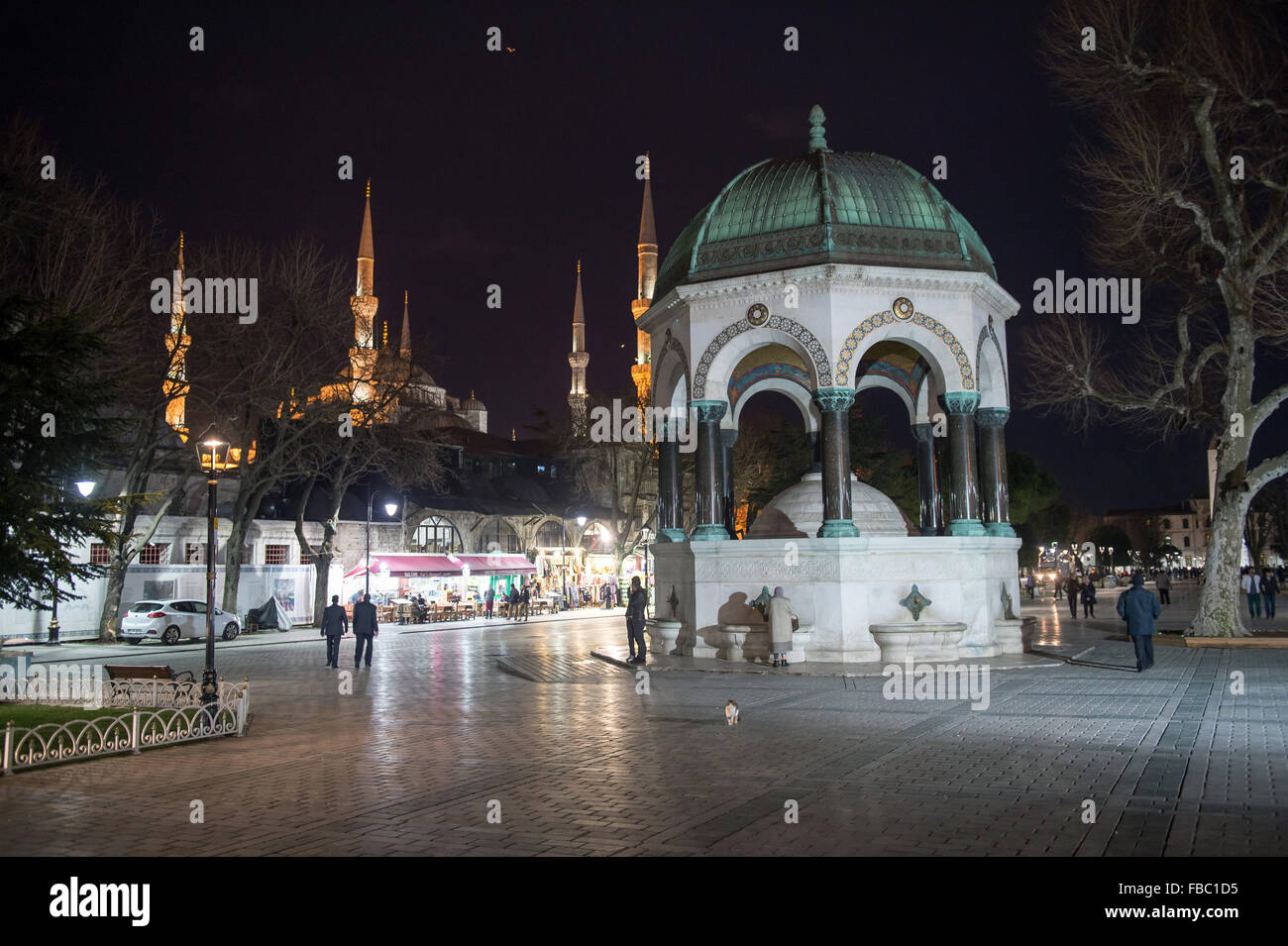 La fontana tedesca all'estremità settentrionale dell'ippodromo vicino alla Moschea Blu di Istanbul, in Turchia, 13 gennaio 2016. La fontana fu costruita nel 1900 per commemorare un 1898 Visita del Kaiser tedesco Guglielmo II Essa è stata realizzata in Germania e trasportato a Istanbul in pezzi, dove è stato montato nella sua posizione corrente. Foto: Peter KNEFFEL/DPA Foto Stock