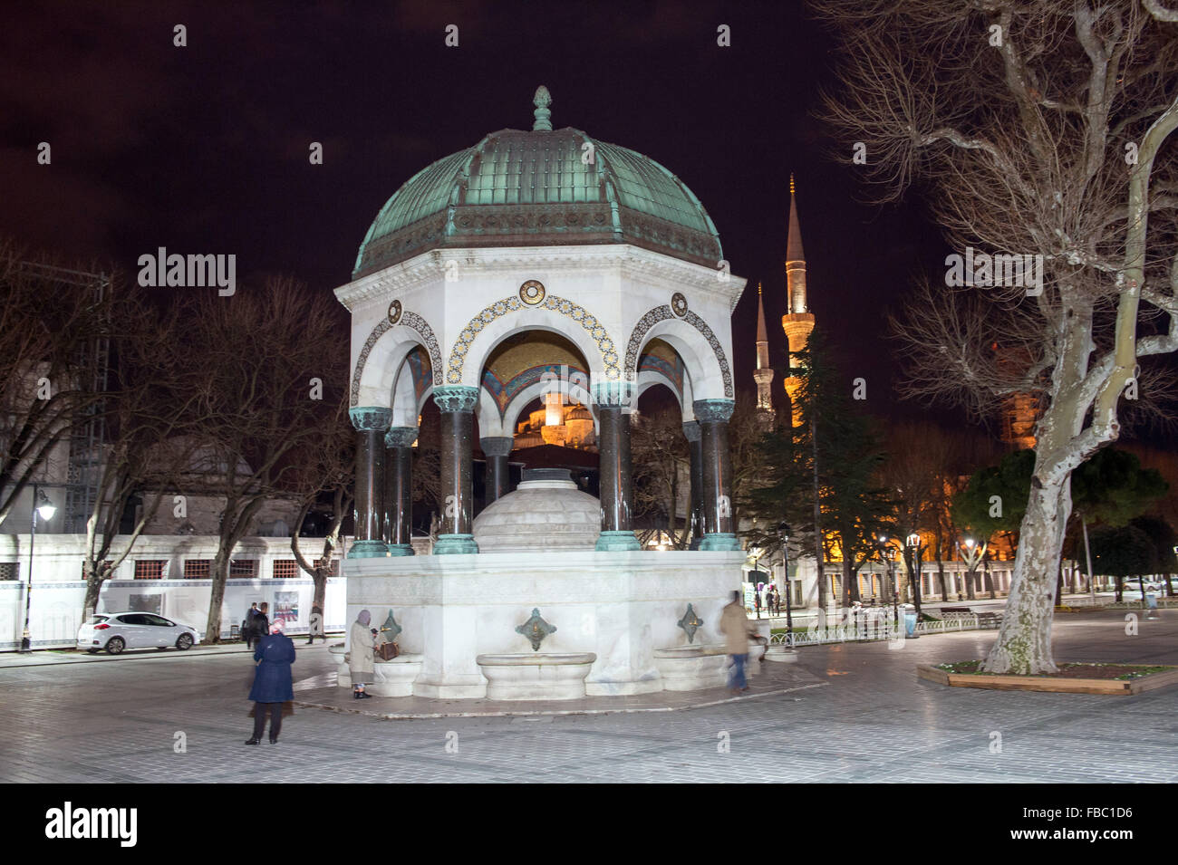 La fontana tedesca all'estremità settentrionale dell'ippodromo vicino alla Moschea Blu di Istanbul, in Turchia, 13 gennaio 2016. La fontana fu costruita nel 1900 per commemorare un 1898 Visita del Kaiser tedesco Guglielmo II Essa è stata realizzata in Germania e trasportato a Istanbul in pezzi, dove è stato montato nella sua posizione corrente. Foto: Peter KNEFFEL/DPA Foto Stock