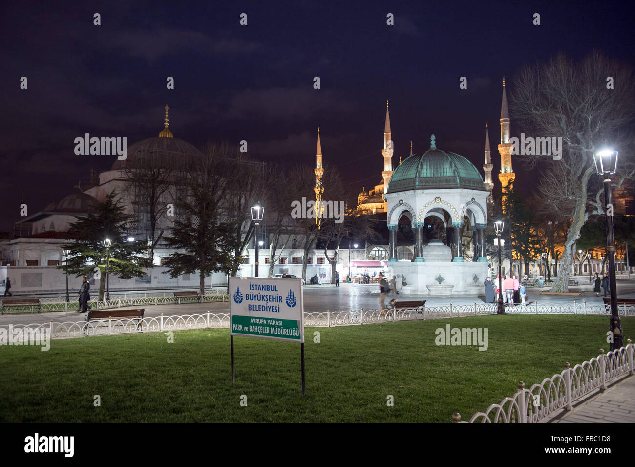La fontana tedesca all'estremità settentrionale dell'ippodromo vicino alla Moschea Blu di Istanbul, in Turchia, 13 gennaio 2016. La fontana fu costruita nel 1900 per commemorare un 1898 Visita del Kaiser tedesco Guglielmo II Essa è stata realizzata in Germania e trasportato a Istanbul in pezzi, dove è stato montato nella sua posizione corrente. Foto: Peter KNEFFEL/DPA Foto Stock
