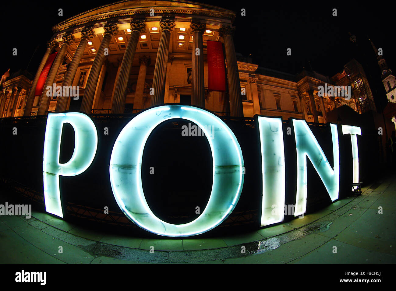 Londra, Regno Unito. 14 gennaio 2016. Punto centrale luci, parte del Lumiere di Londra Festival. Folle accorse per la prima notte di Lumiere di Londra Festival 2016 come luce di installazioni artistiche sono stati svelati. Credito: Paul Brown/Alamy Live News Foto Stock