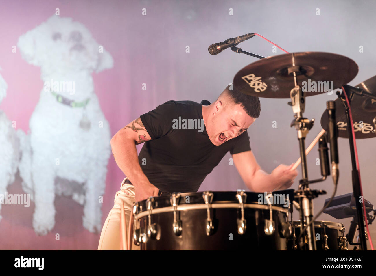 Londra, UK, 14 gennaio 2016. Schiavi performance live di O2 Kentish Town Forum. © Robert Stainforth/Alamy Foto Stock