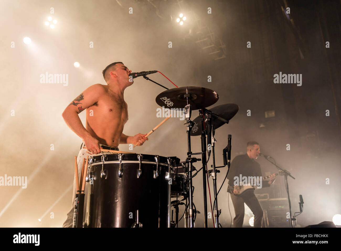 Londra, UK, 14 gennaio 2016. Schiavi performance live di O2 Kentish Town Forum. © Robert Stainforth/Alamy Foto Stock