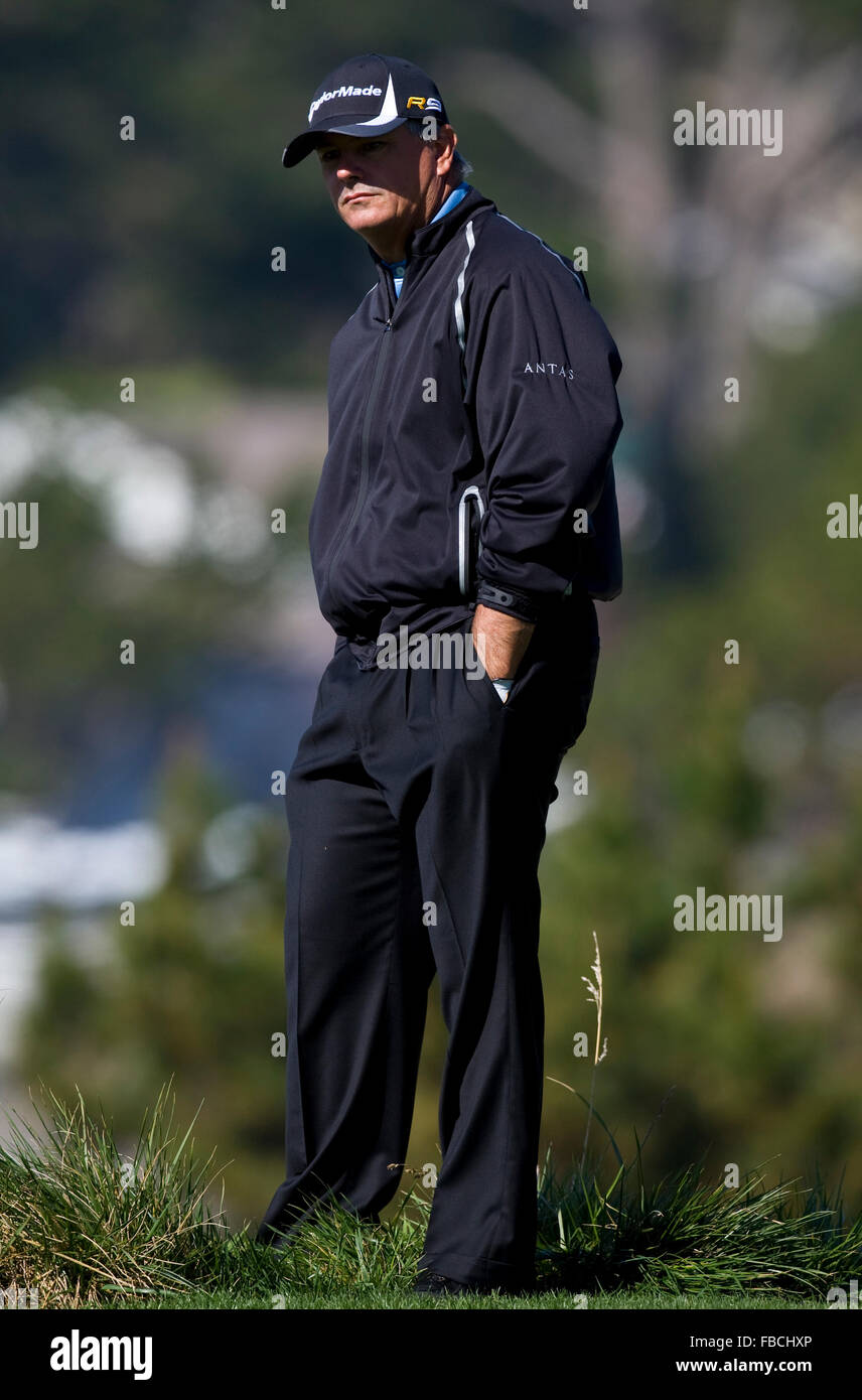 Febbraio 14, 2010; Pebble Beach, CA, Stati Uniti d'America; Paul Goydos sul quinto foro durante il round finale dell'AT&T Pebble Beach Pro-Am Foto Stock