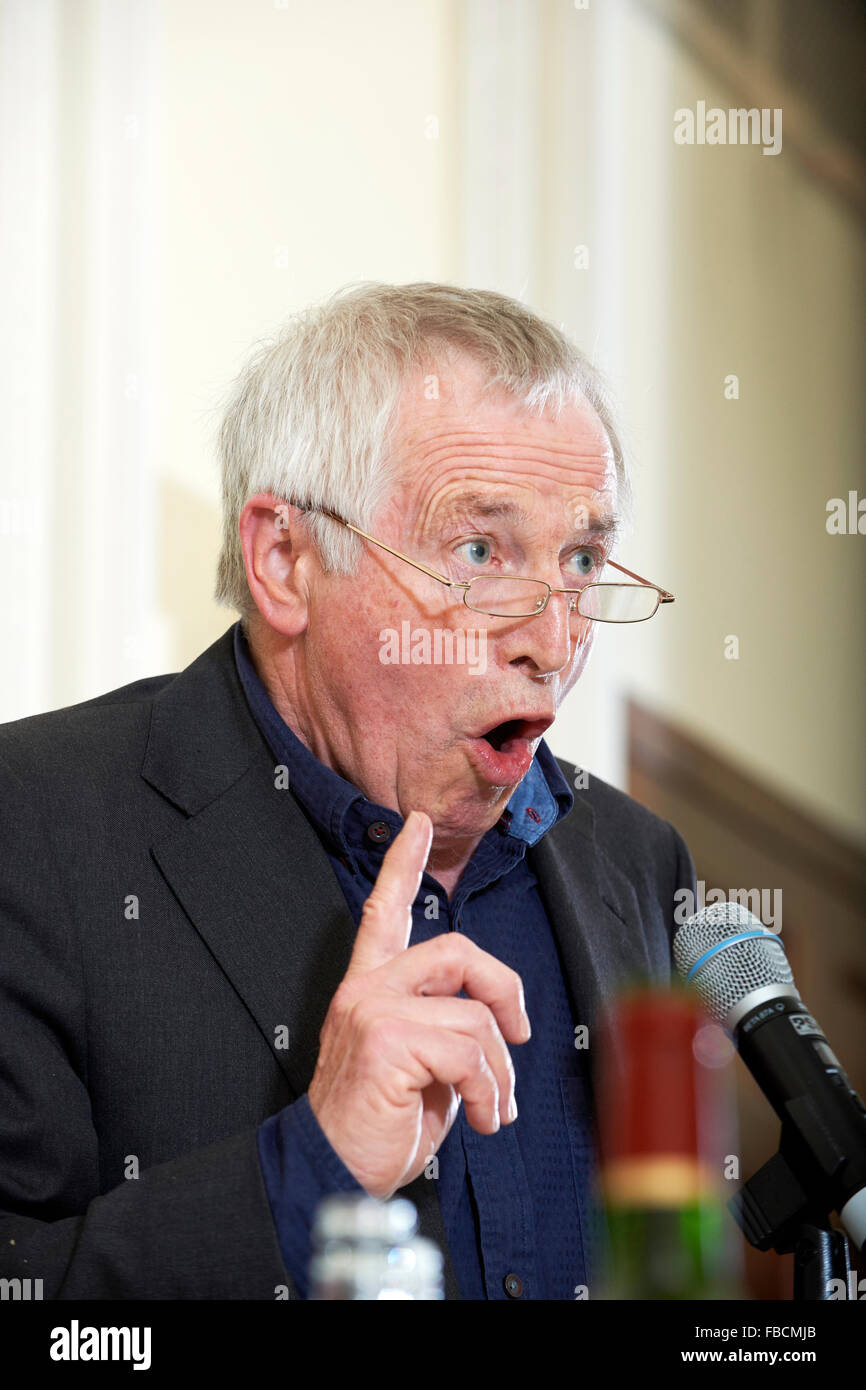 Jonathan Dimbleby al oldie pranzo letterario 12/01/16 Foto Stock