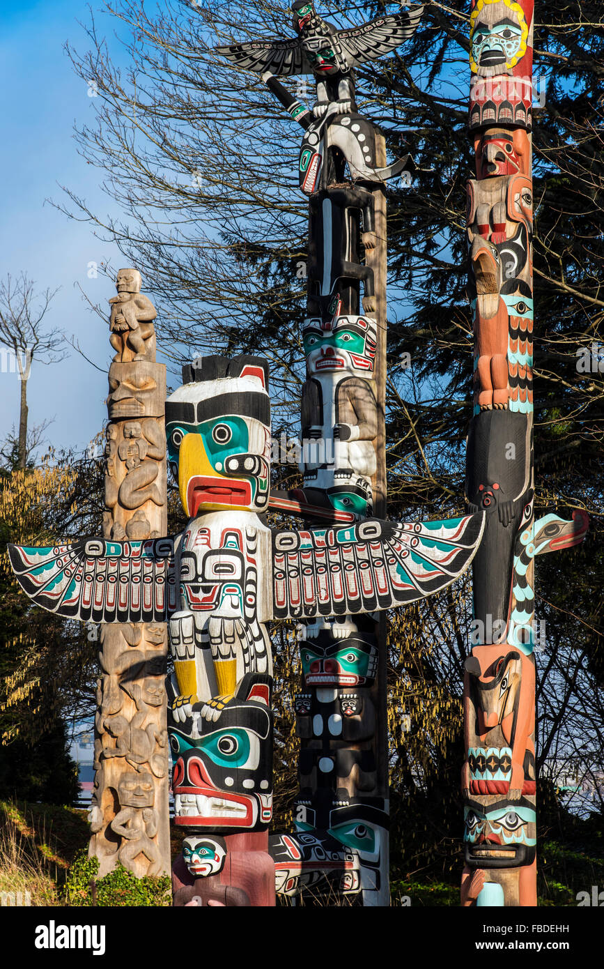 Totem Poles a Brockton Point, Stanley Park, Vancouver, British Columbia, Canada Foto Stock