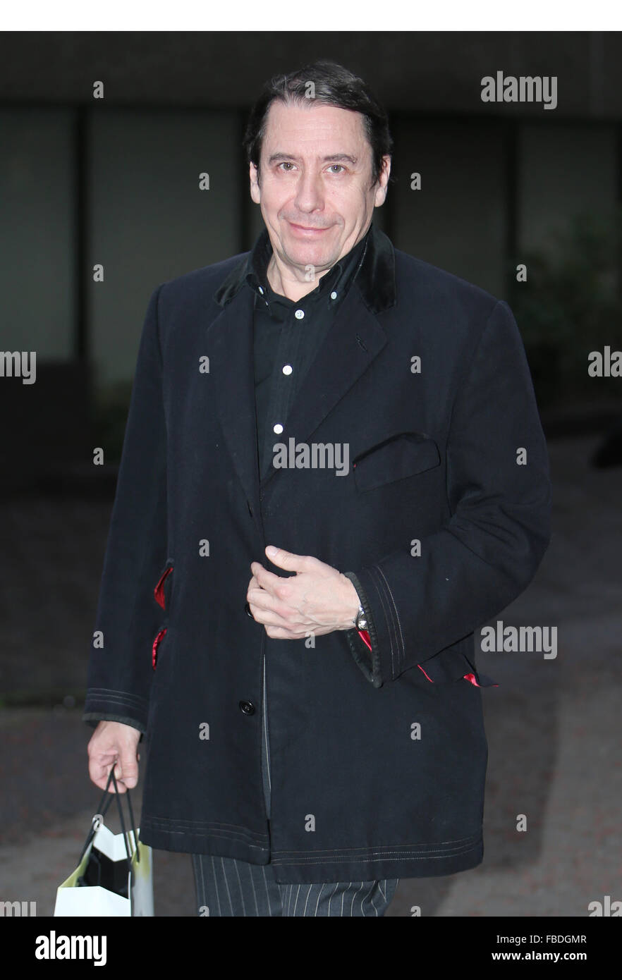 Jools Holland fuori ITV Studios con: Jools Holland dove: Londra, Regno Unito quando: 15 Dic 2015 Foto Stock