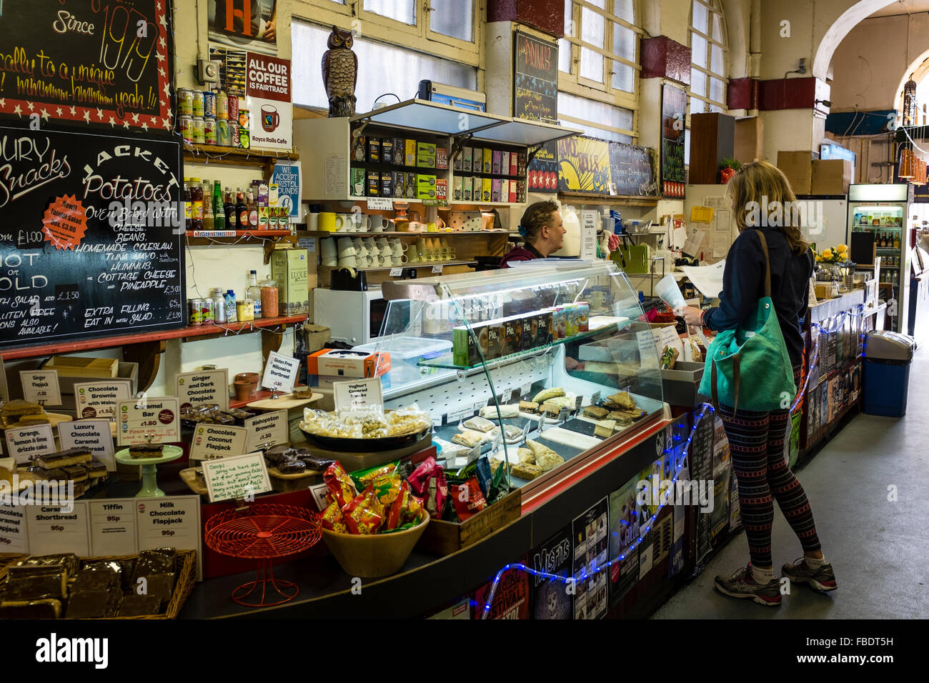 Cafe all'interno di San Nicola mercati, Bristol, Regno Unito Foto Stock