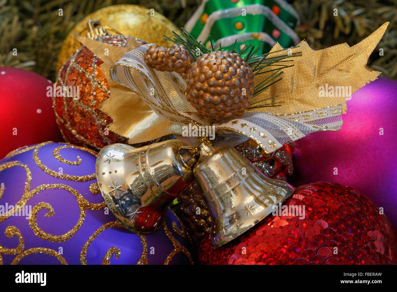 Close up di albero di Natale ornamenti Foto Stock
