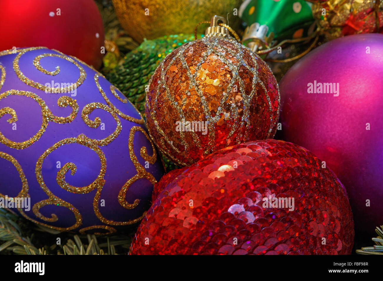 Close up di albero di Natale ornamenti Foto Stock