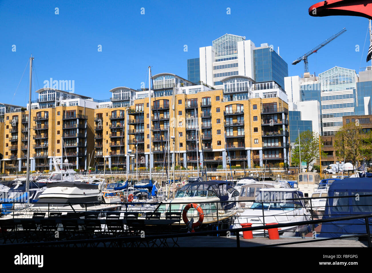 St Katharine Docks, London, England, Regno Unito Foto Stock
